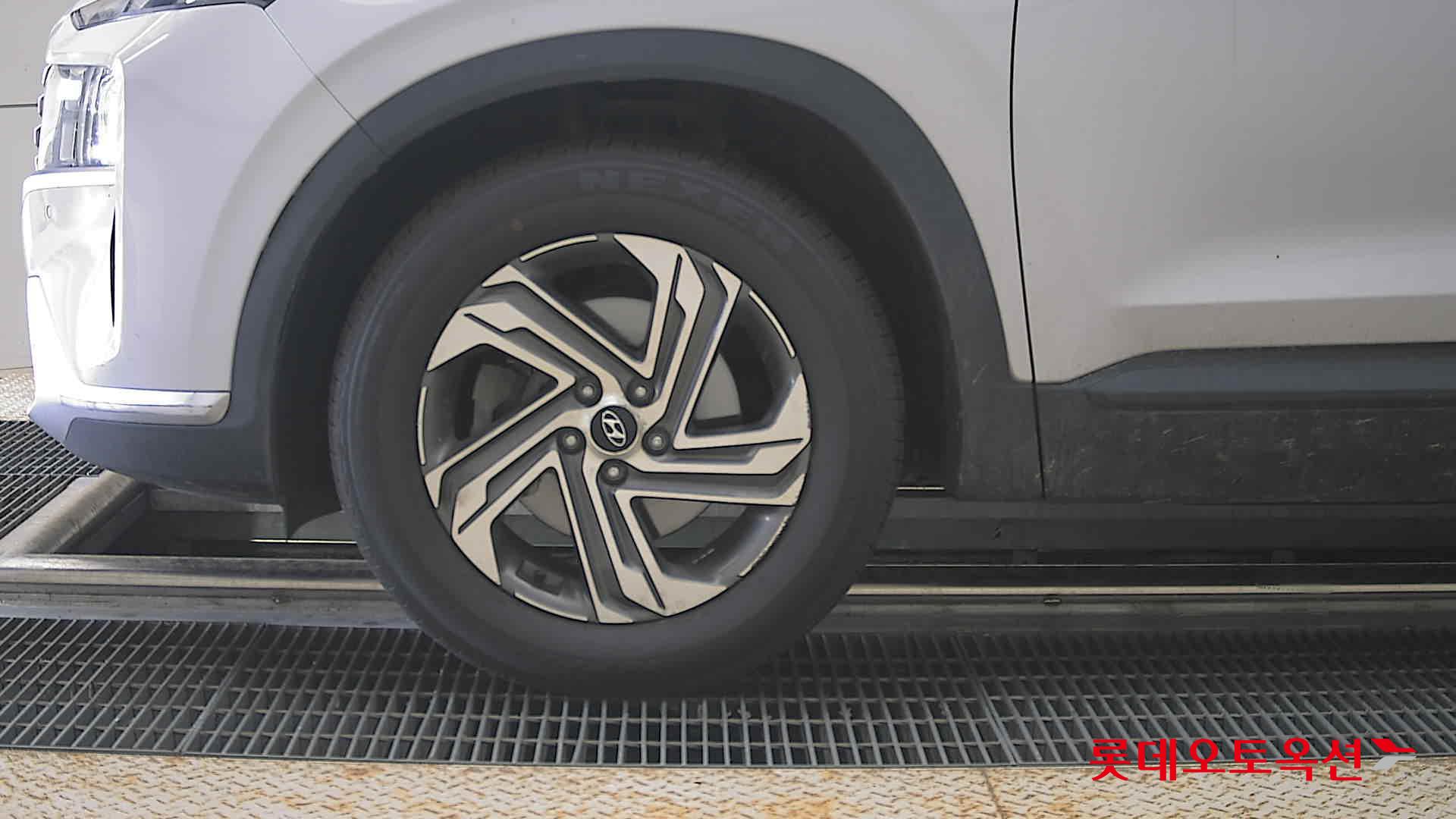 هيونداي سانتافي - 25