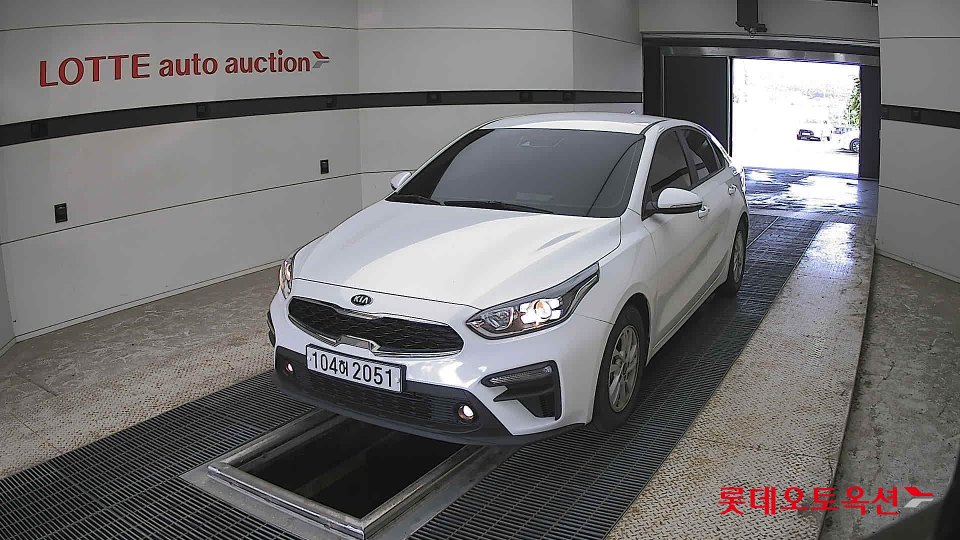 Kia K3 - 10
