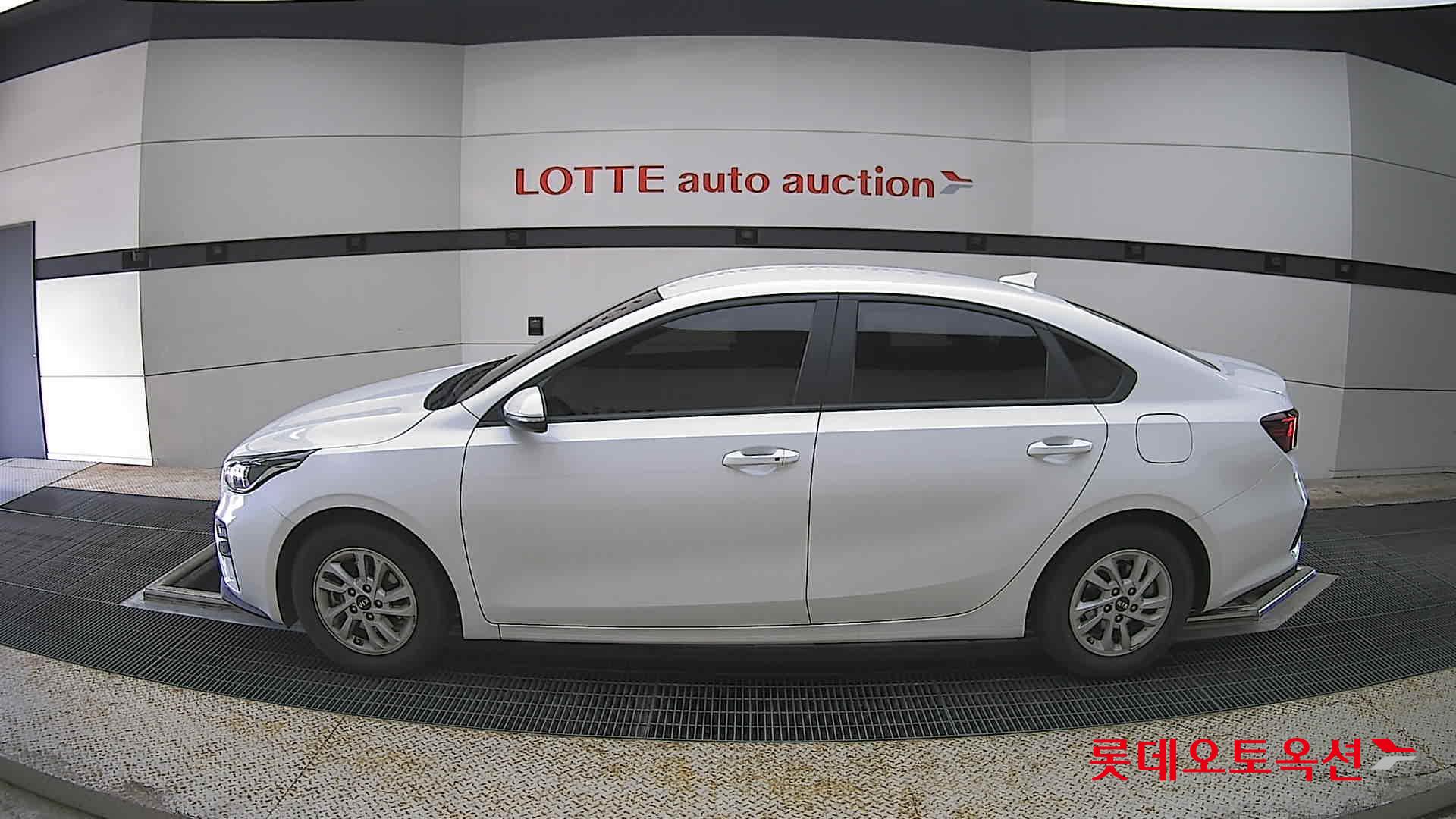 Kia K3 - 13
