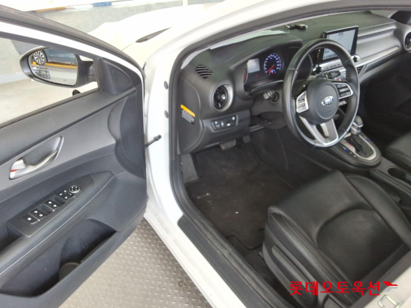 Kia K3 - 37