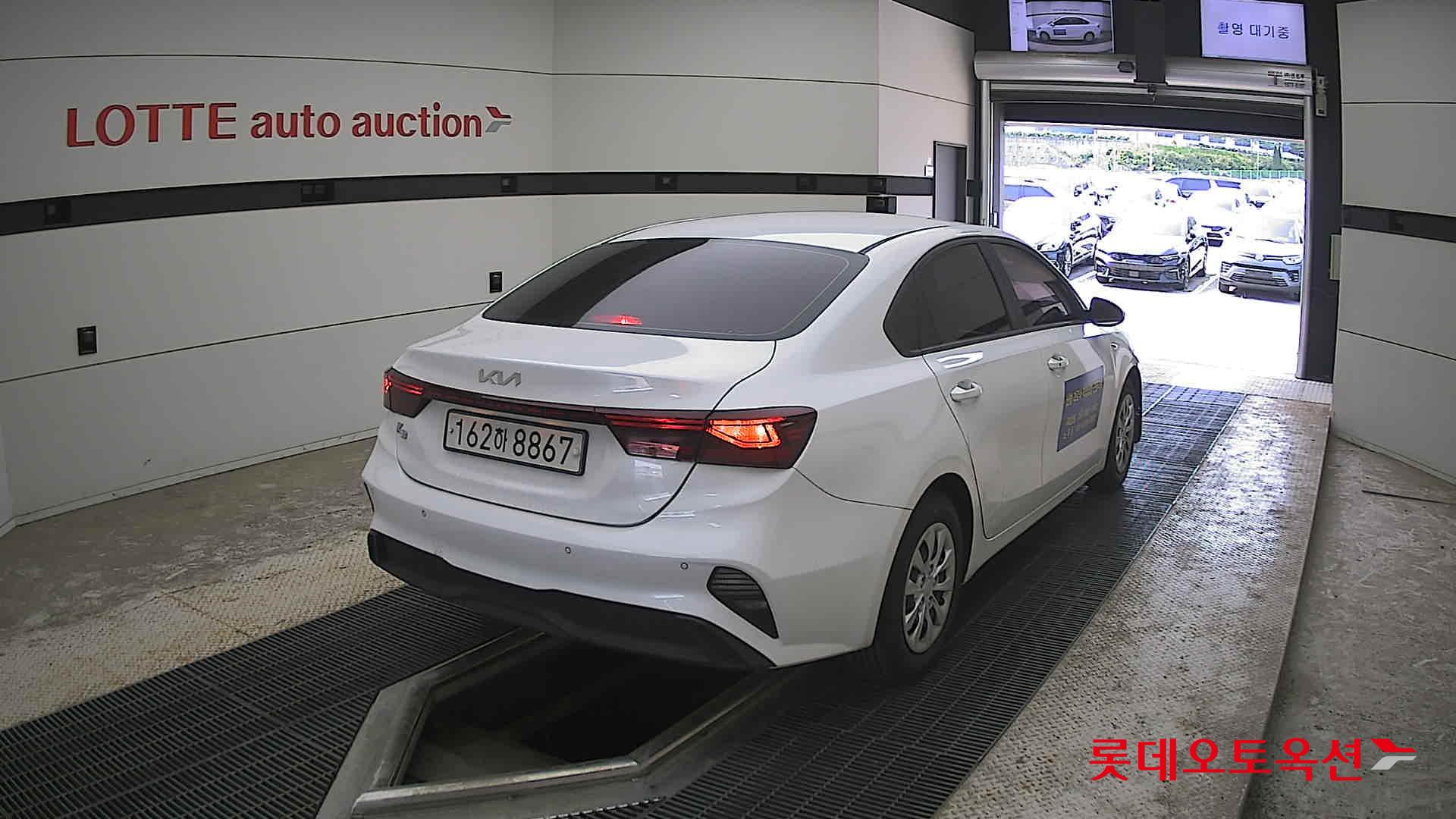 Kia K3 - 18