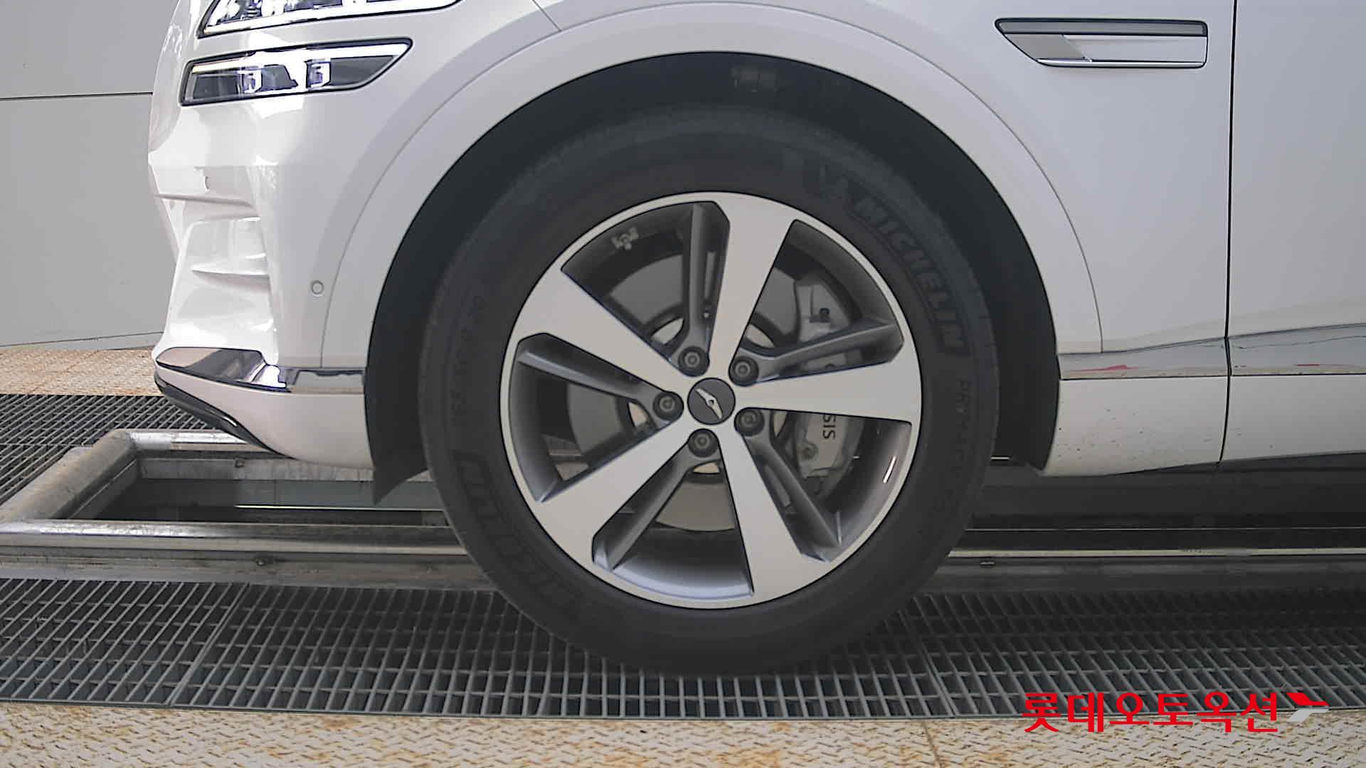 제네시스 GV80 - 25