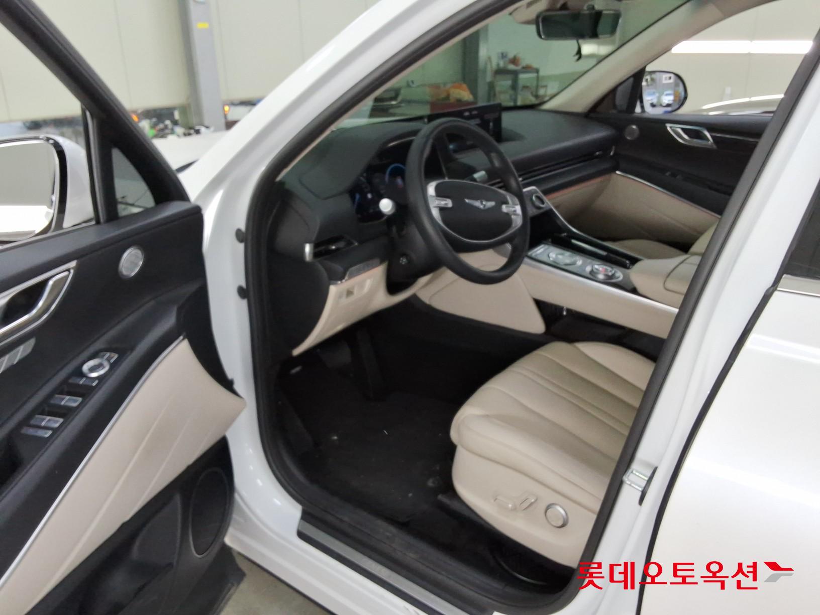 제네시스 GV80 - 35