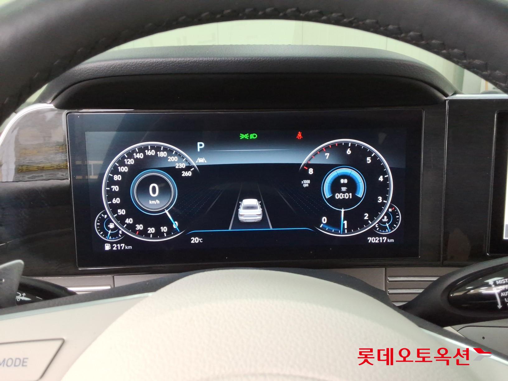 Hyundai Grandeur - 31