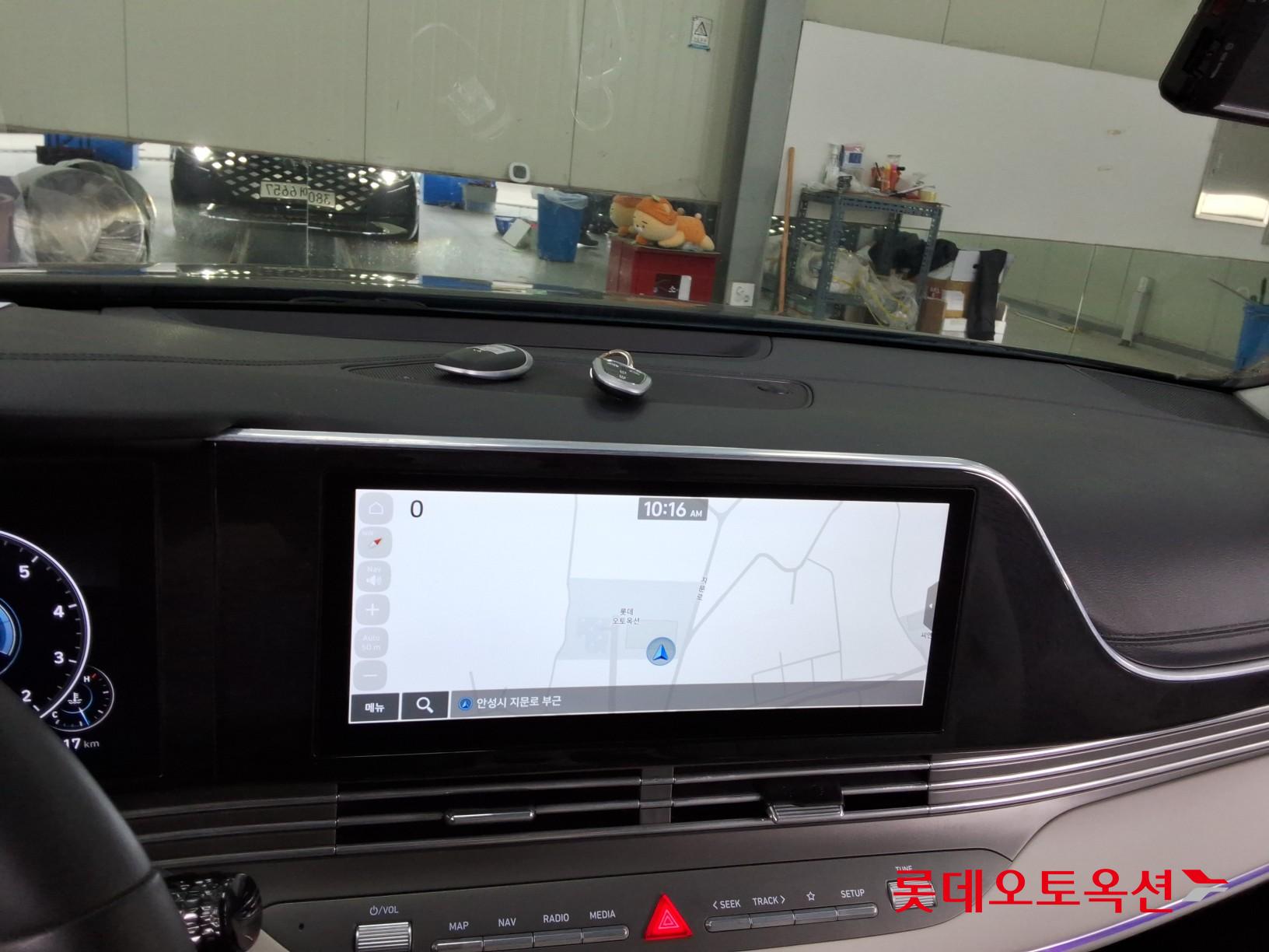 Hyundai Grandeur - 33