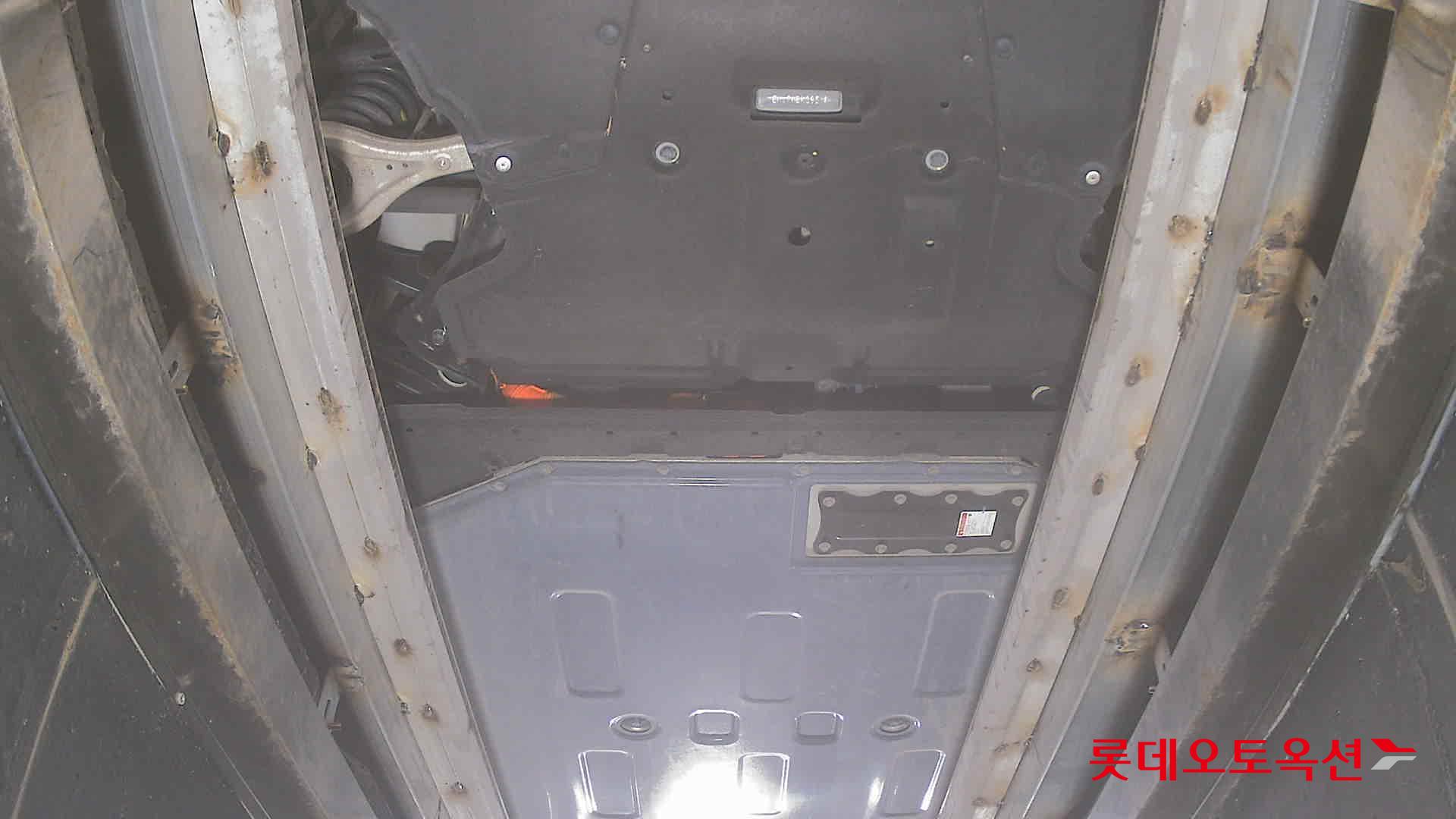 Genesis GV60 - 2