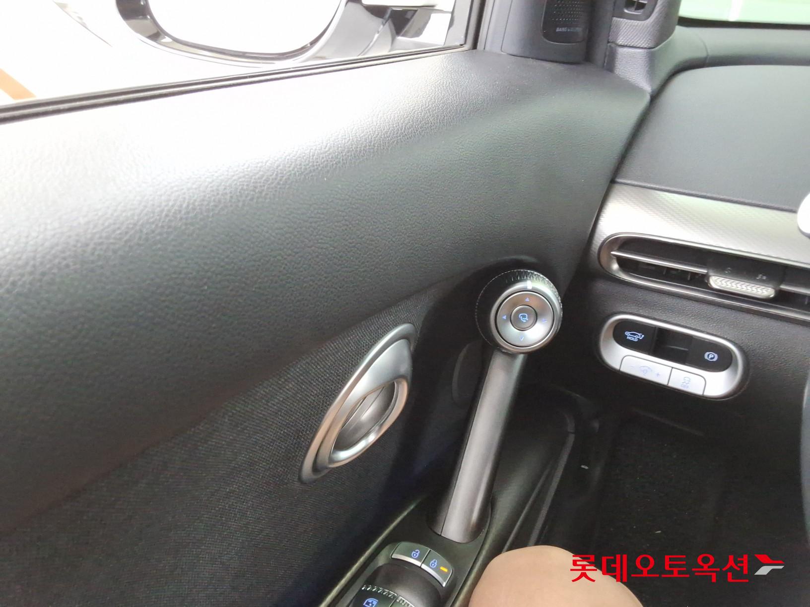 Genesis GV60 - 29