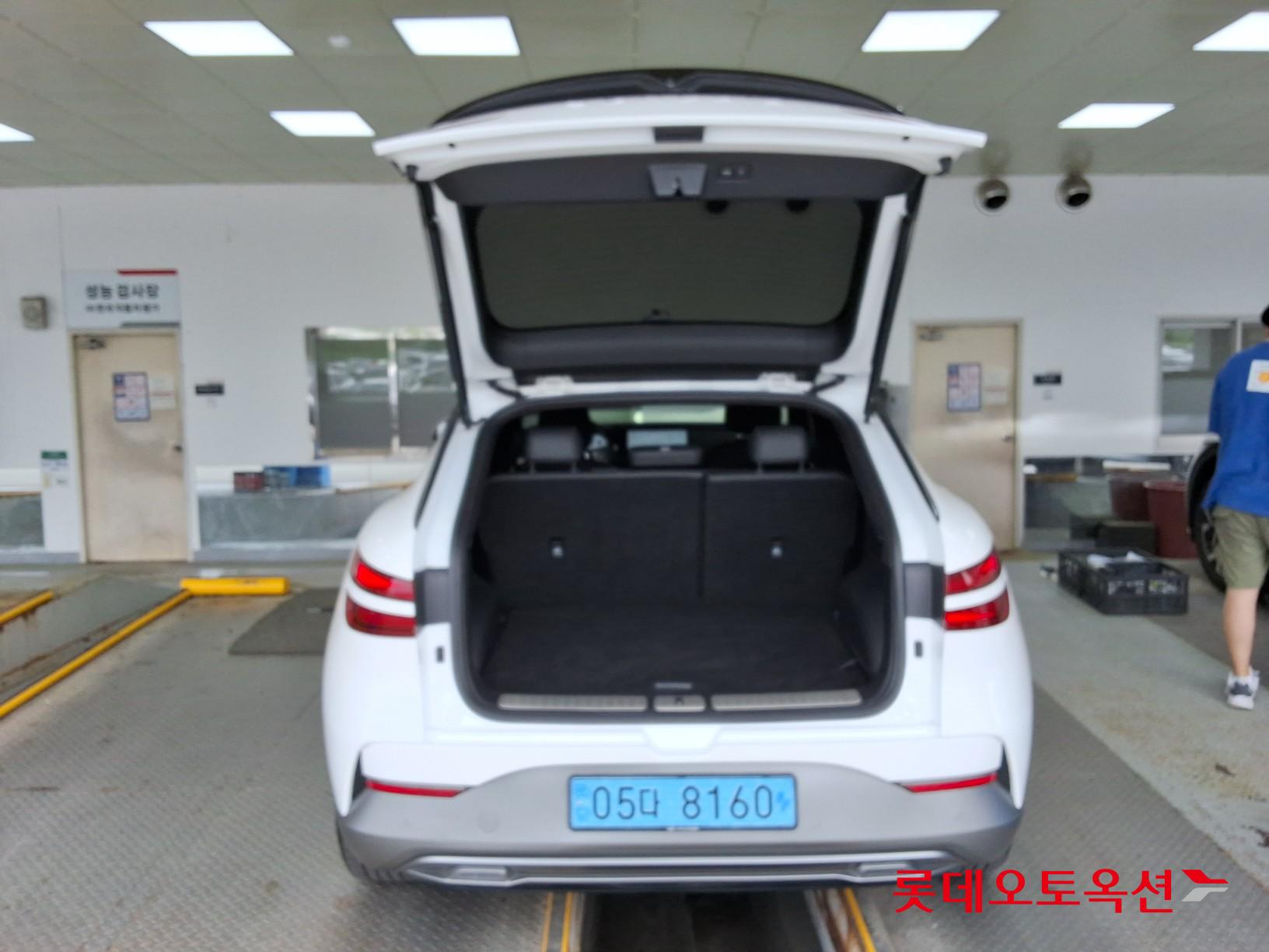 Genesis GV60 - 9