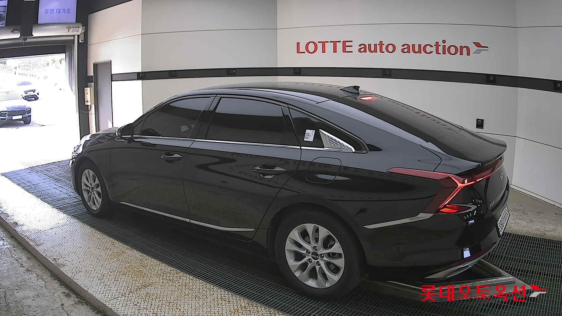 Kia K8 - 15