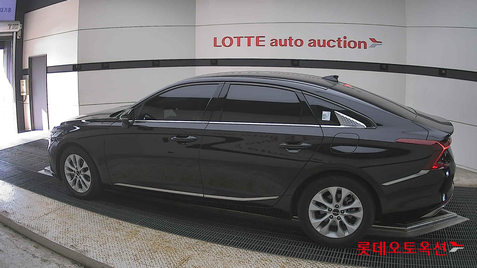 Kia K8 - 14