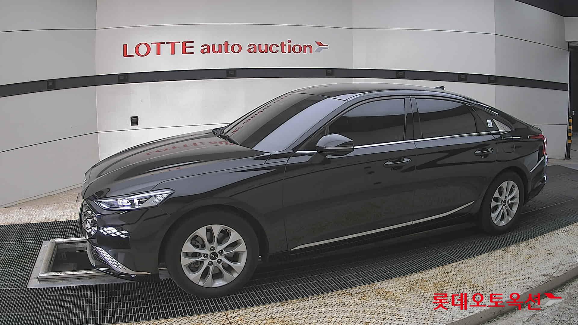 Kia K8 - 12