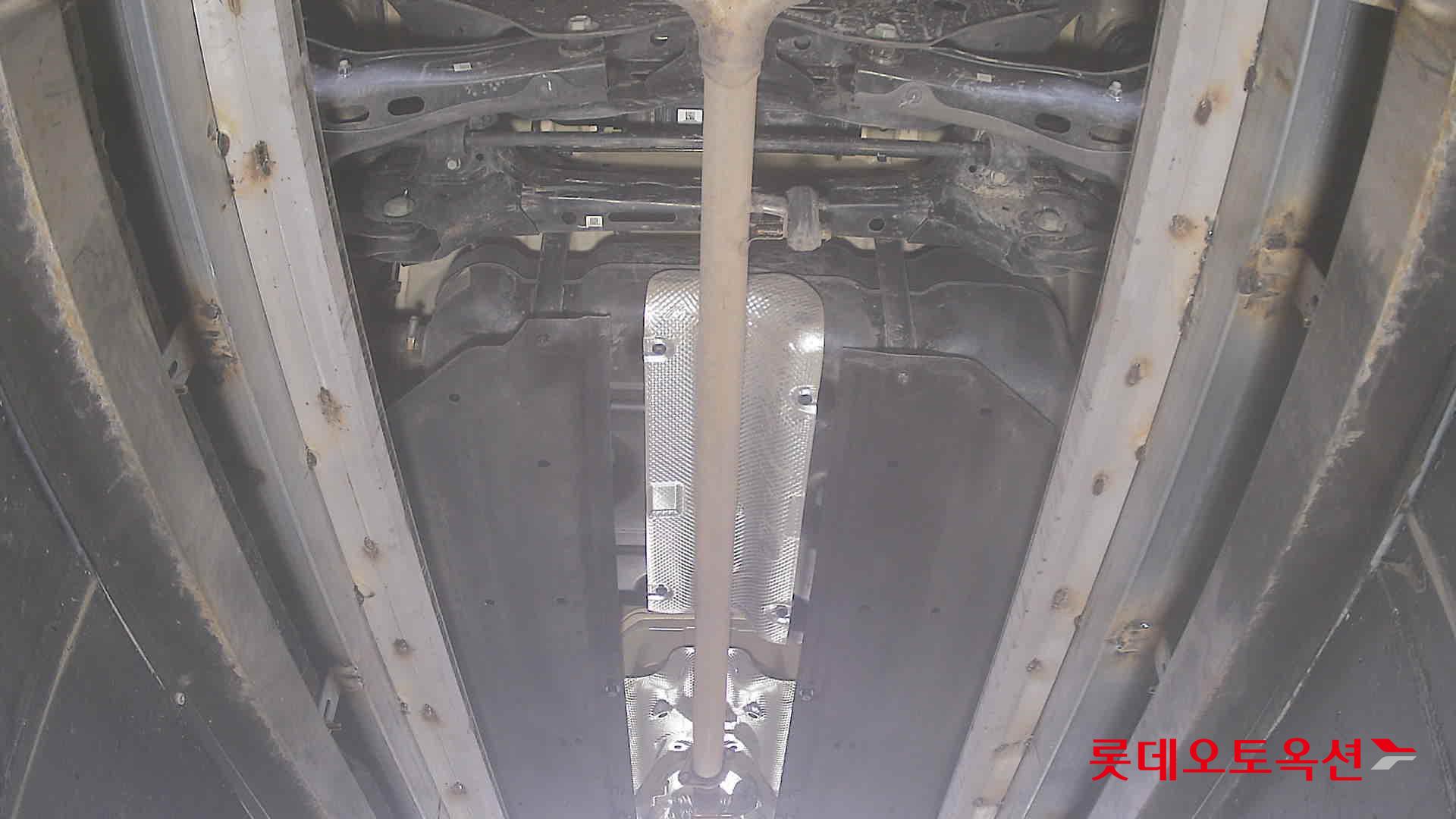 Kia K8 - 2