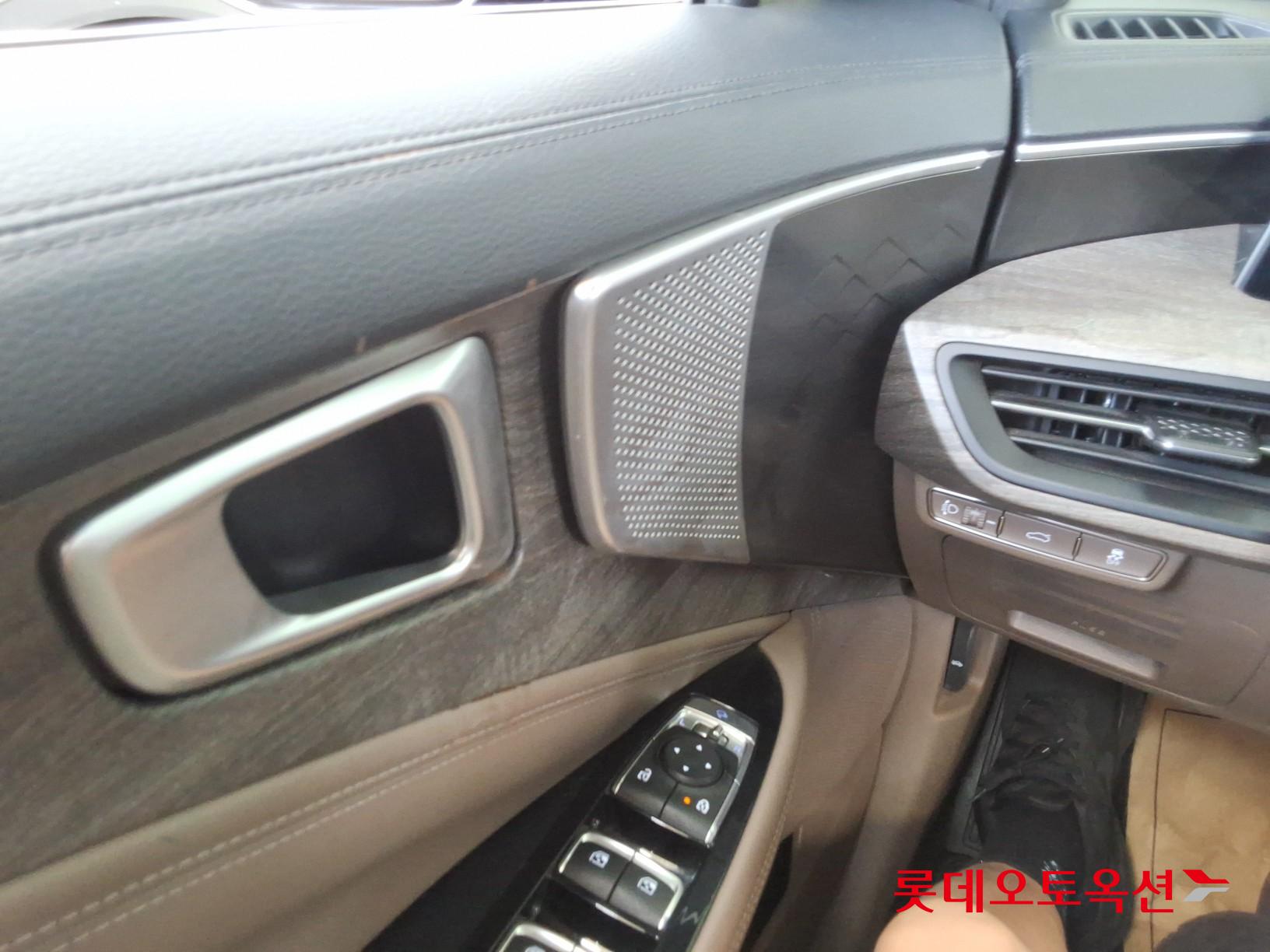 Kia K8 - 29