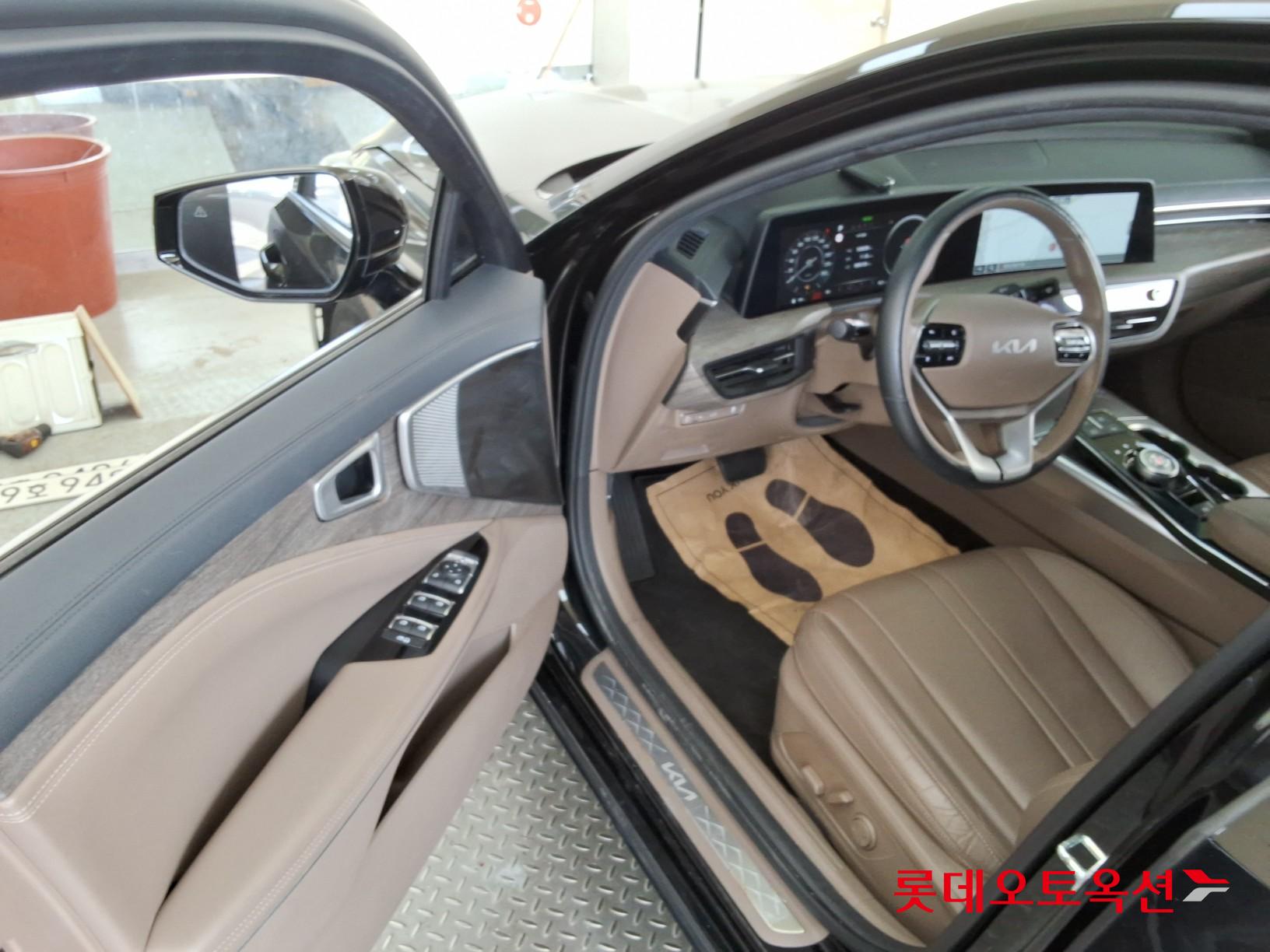 Kia K8 - 36