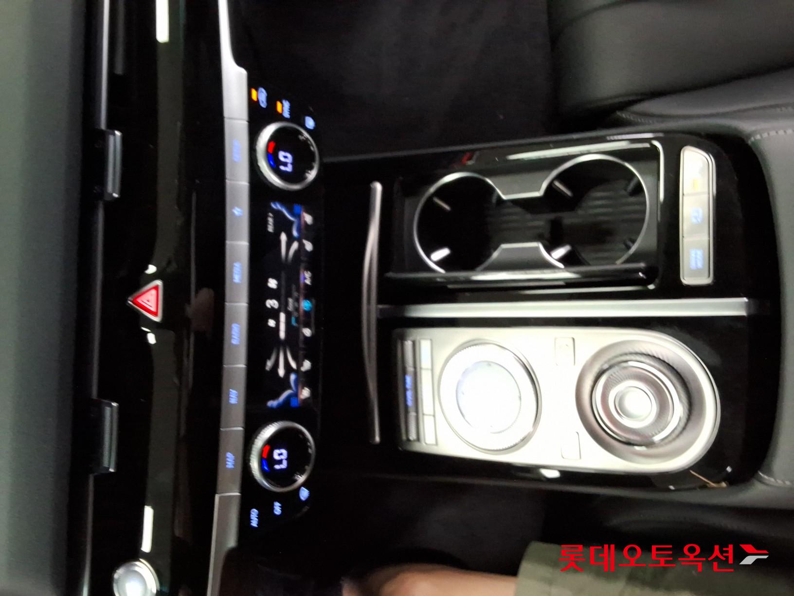 Genesis G80 - 32