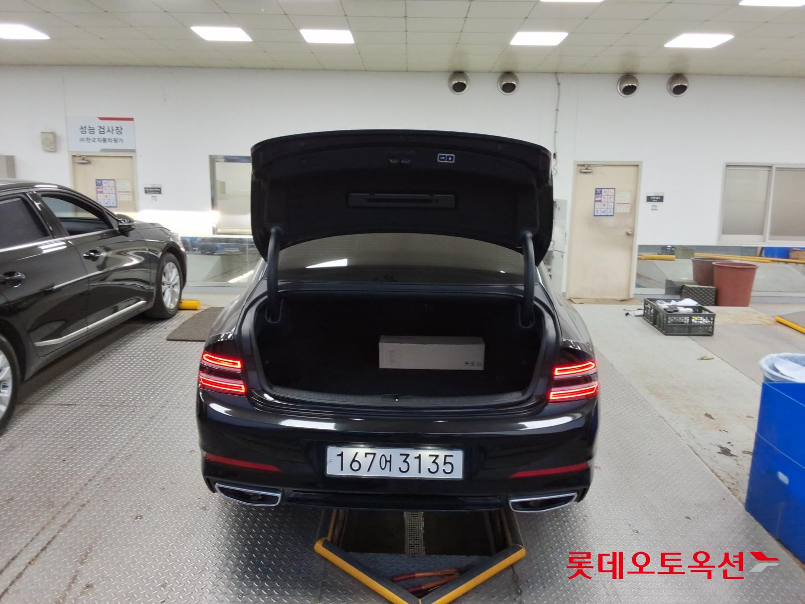 Genesis G80 - 37