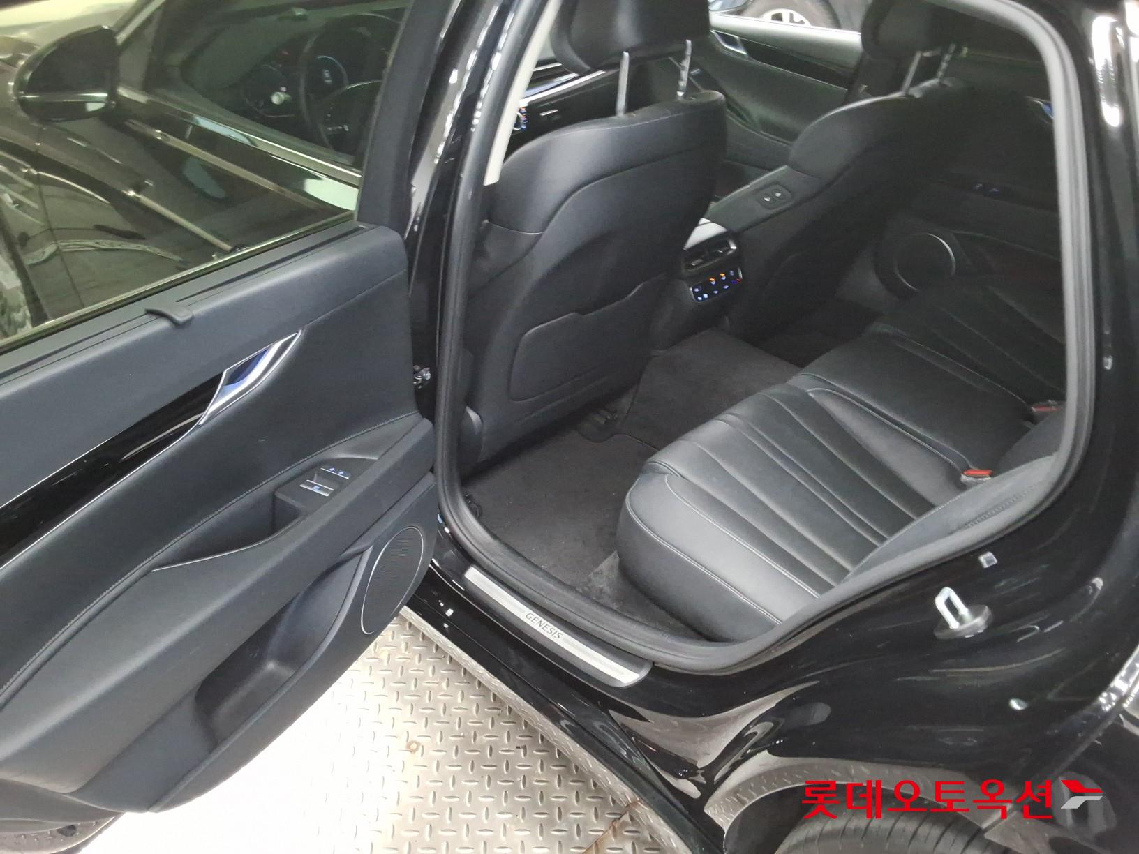 Genesis G80 - 9