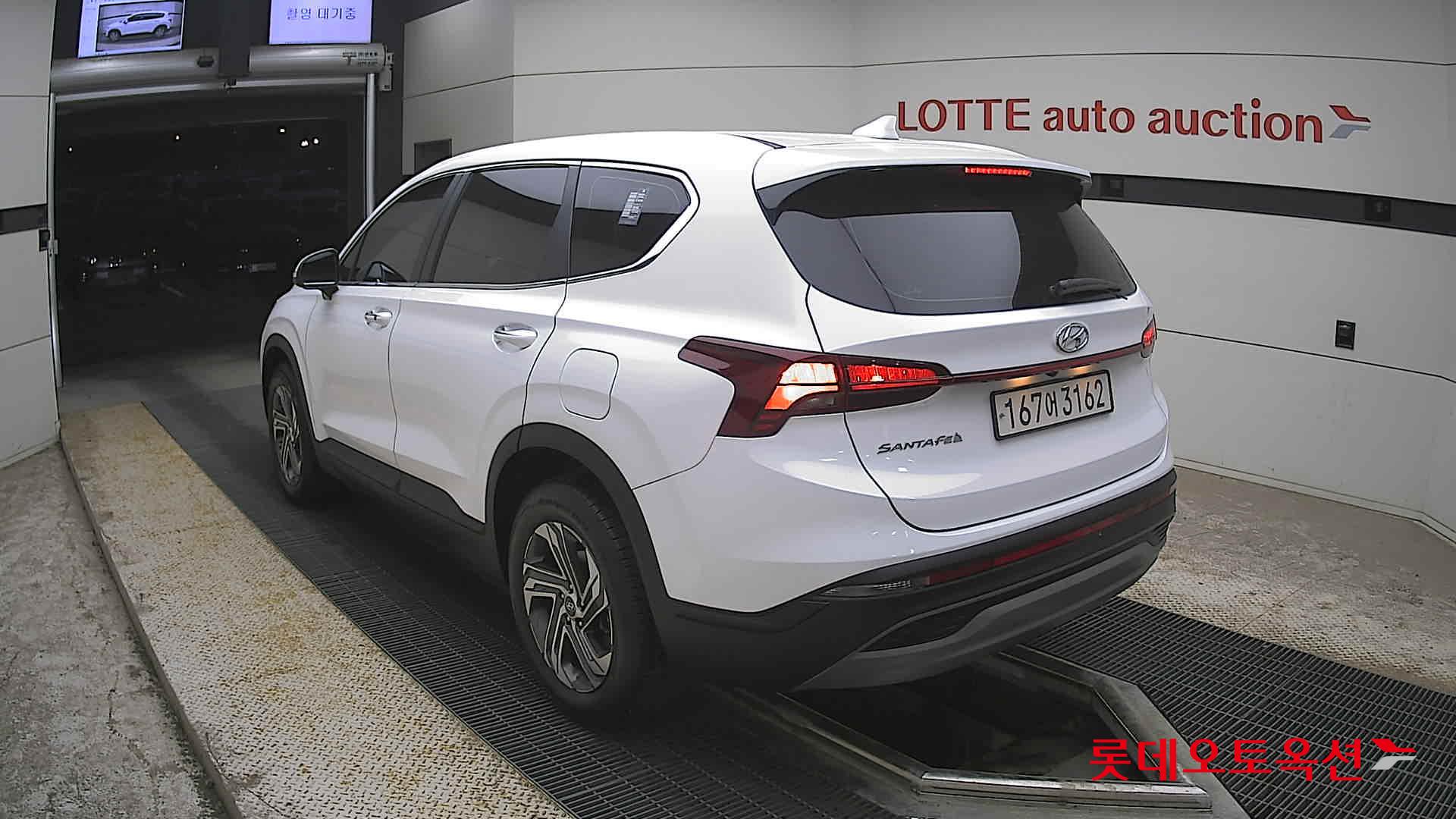 Hyundai Santa Fe - 4