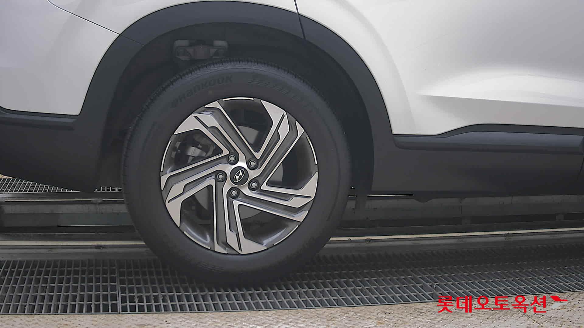 Hyundai Santa Fe - 28