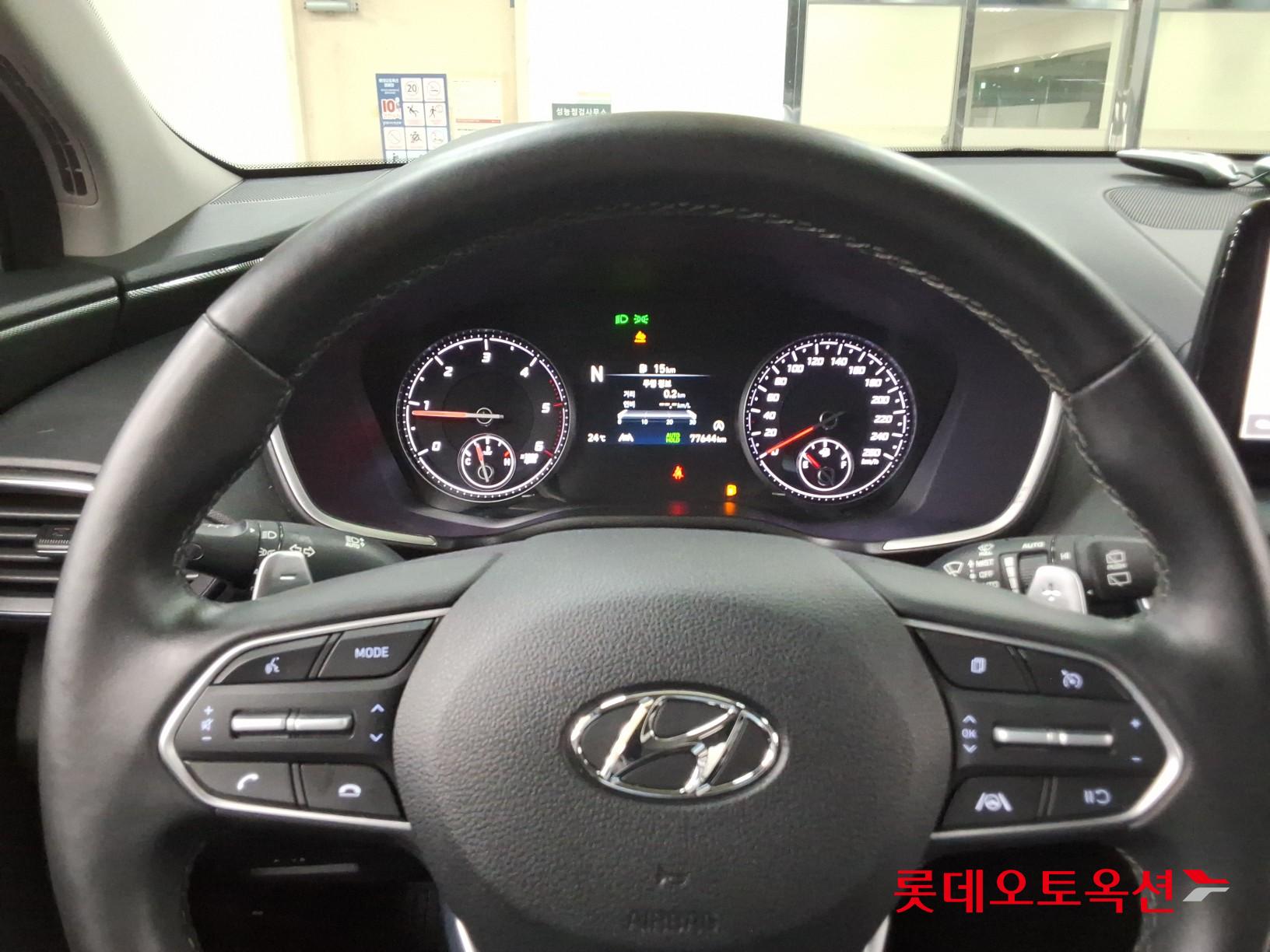 Hyundai Santa Fe - 30
