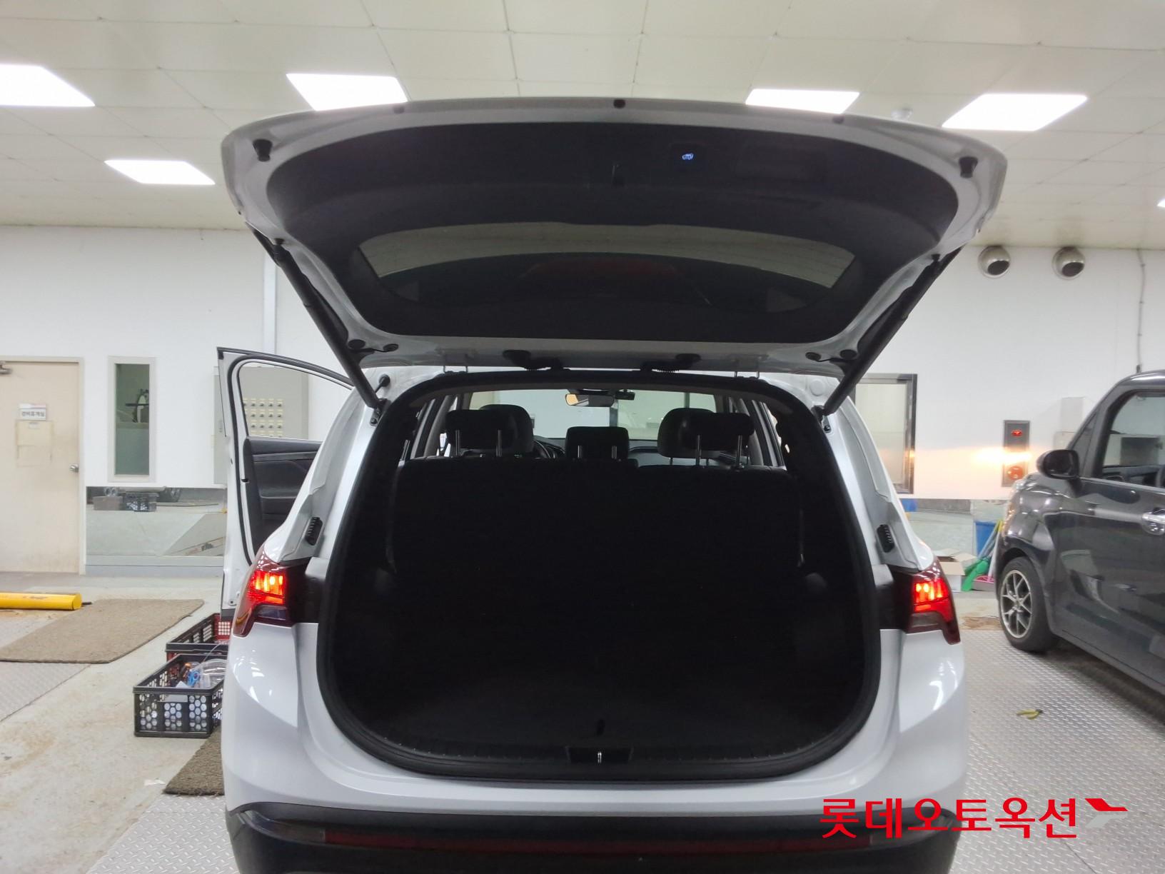 Hyundai Santa Fe - 9
