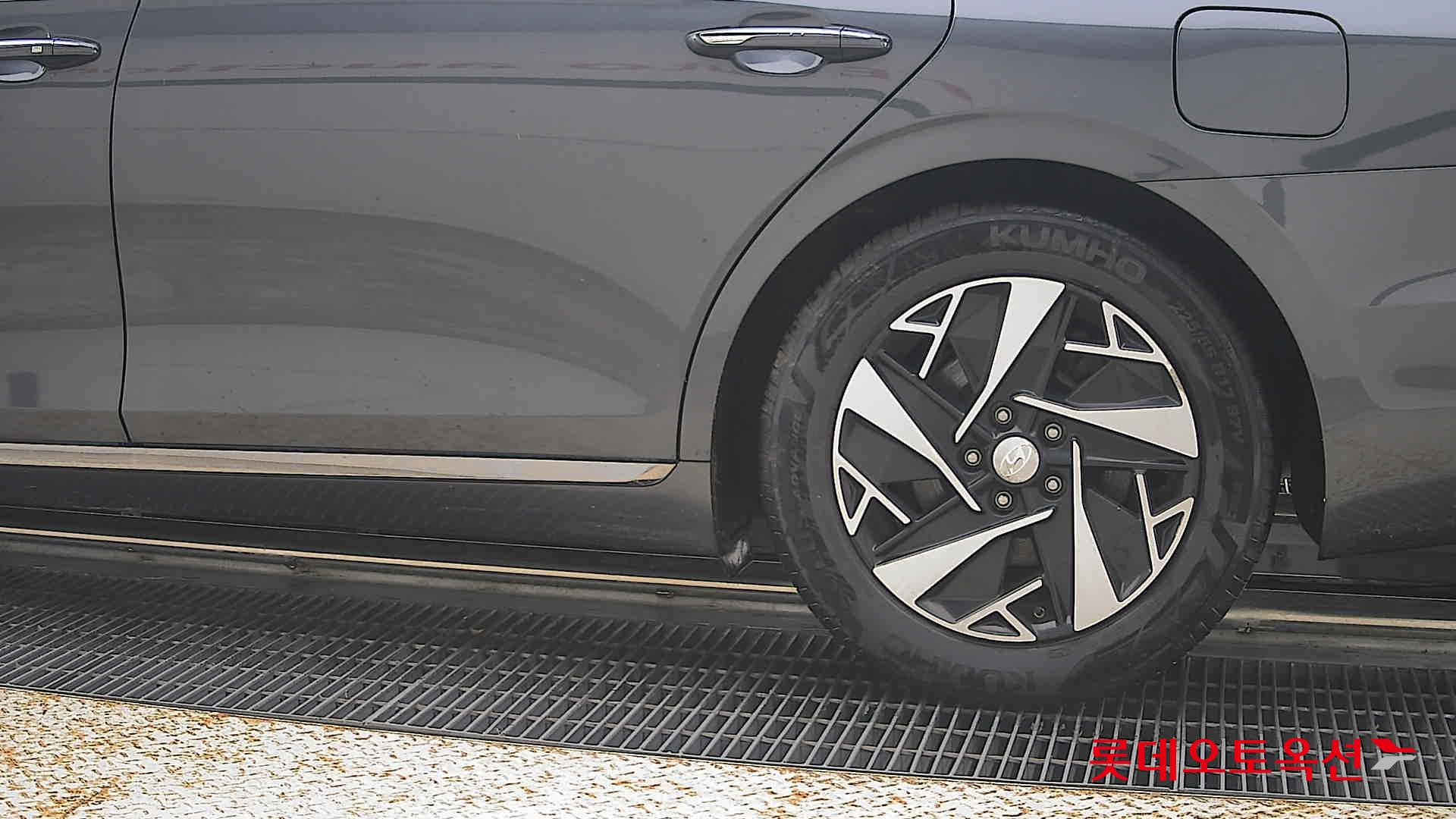 2022 - hyundai grandeur