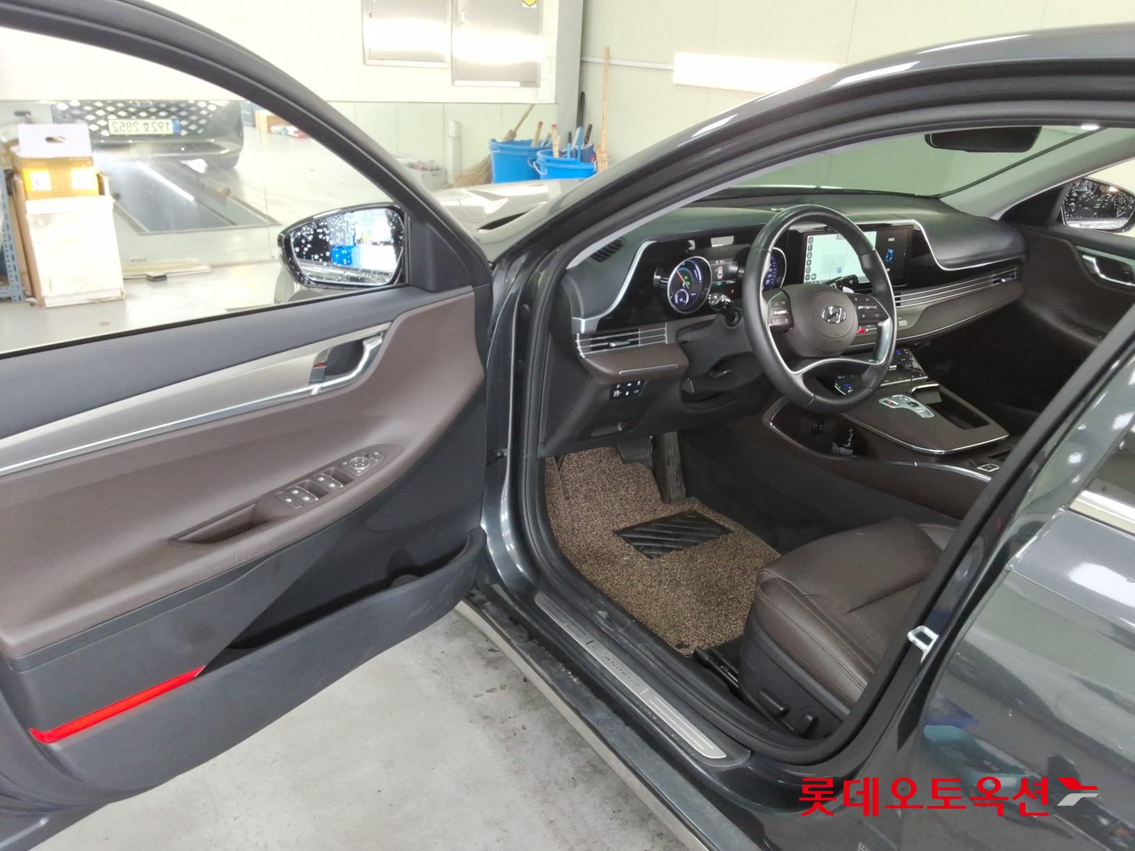 2022 - hyundai grandeur