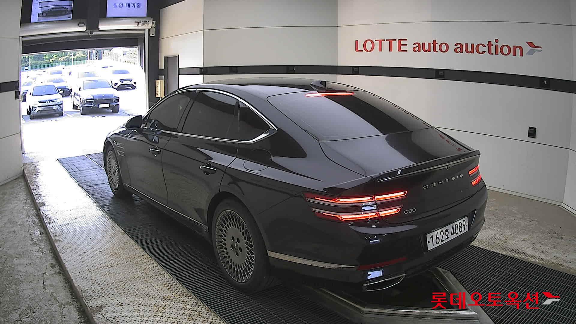 Genesis G80 - 4