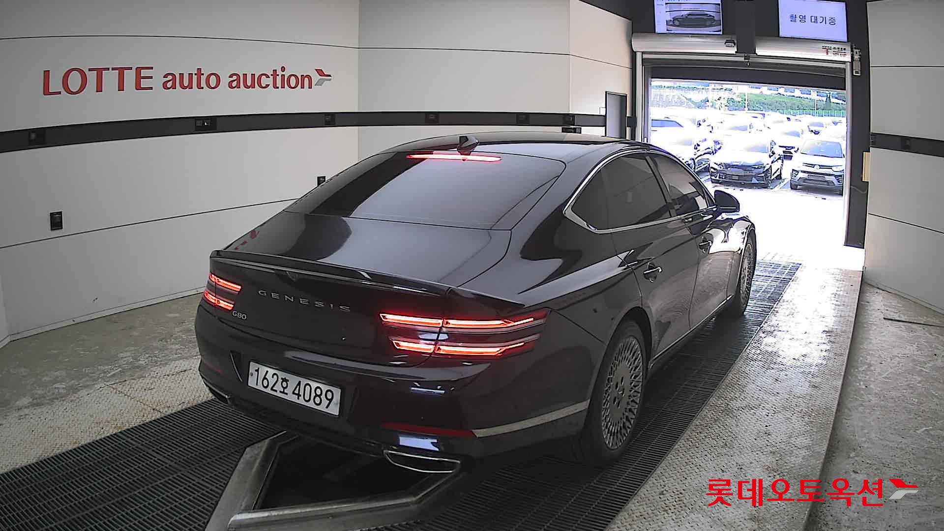 Genesis G80 - 18