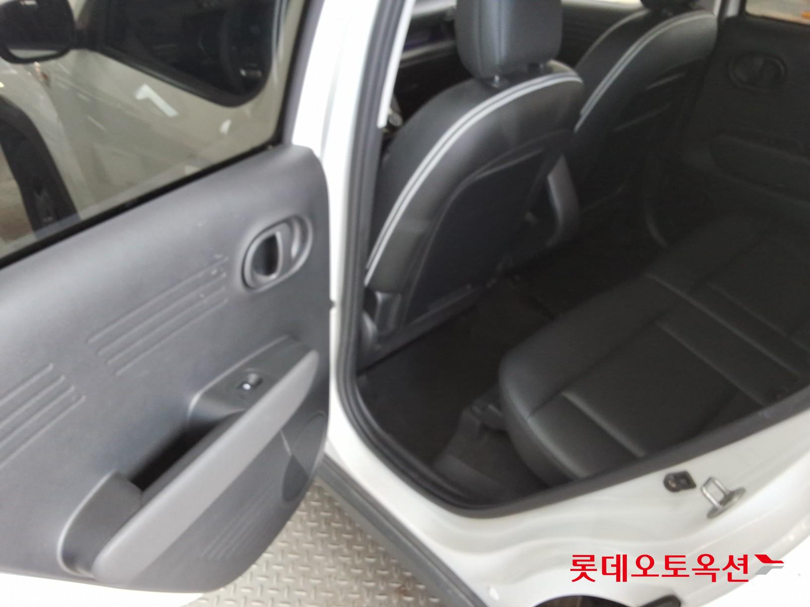 Hyundai Casper - 37