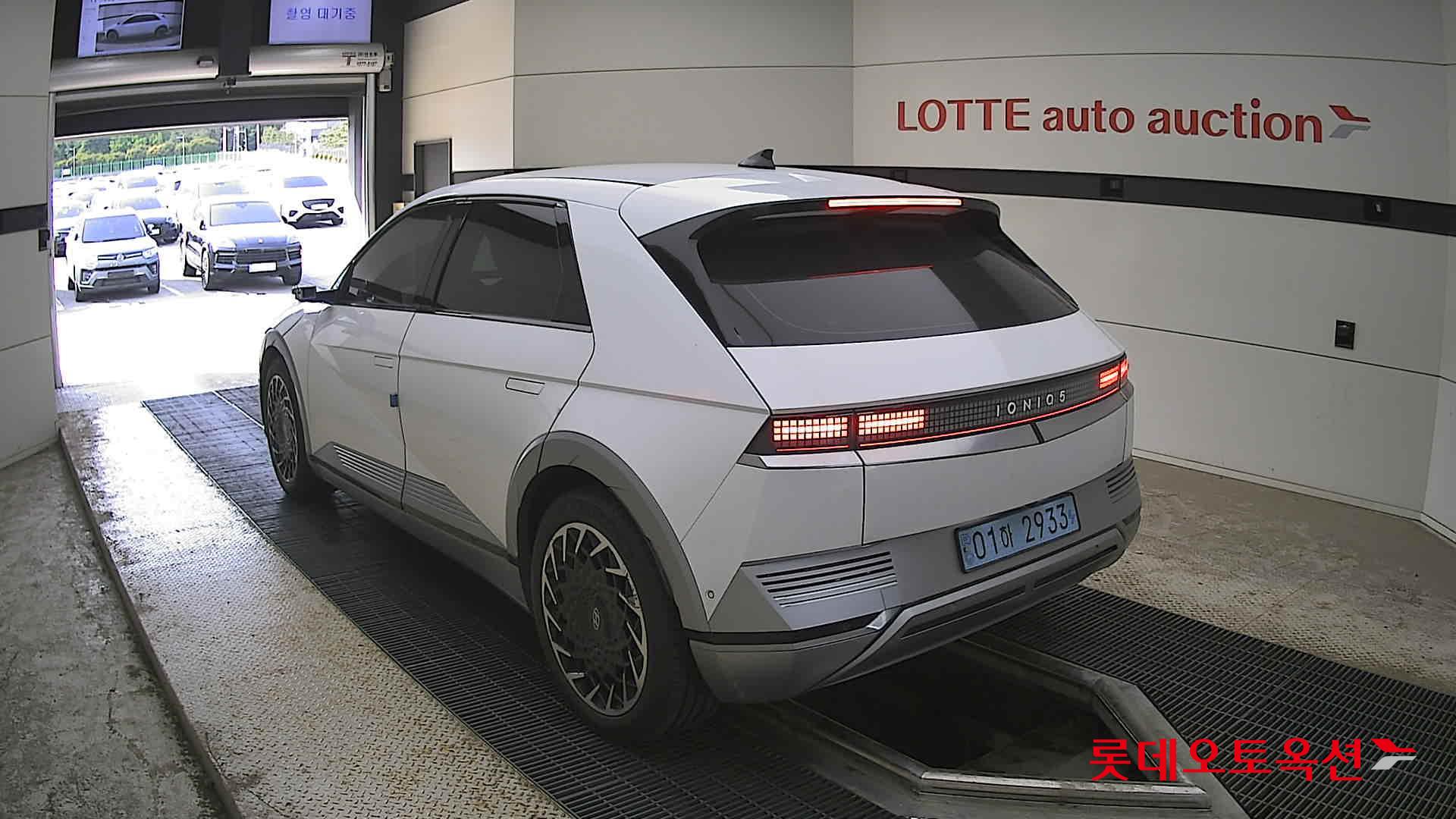 Hyundai Ioniq 5 - 4