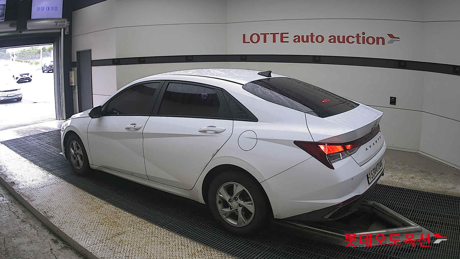 2021 - hyundai avante