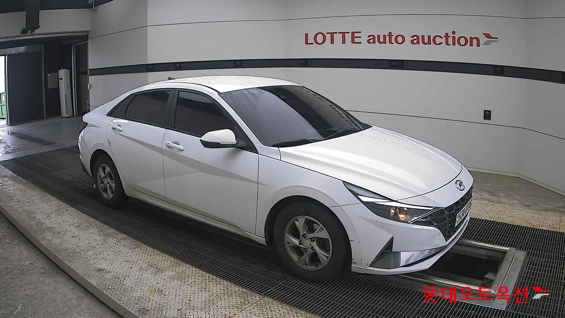2021 - hyundai avante