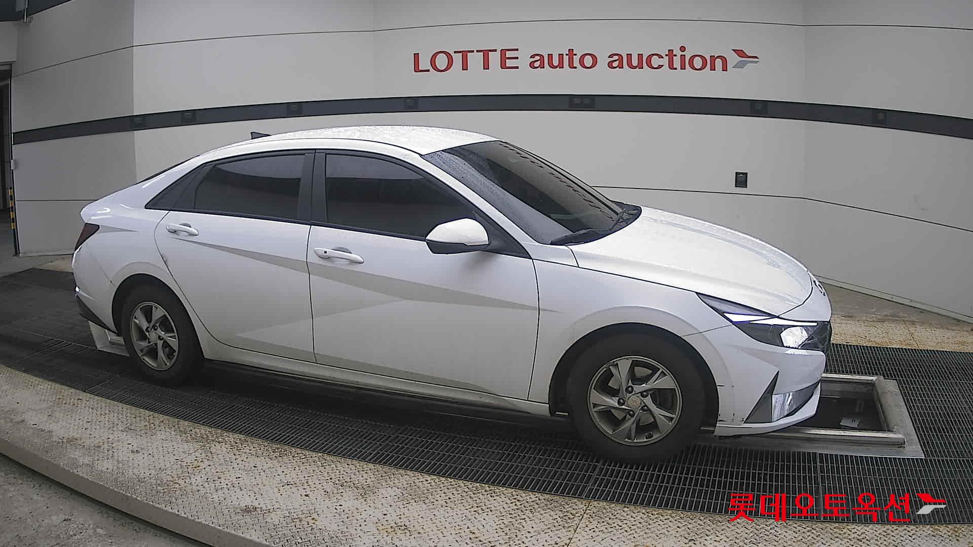 2021 - hyundai avante