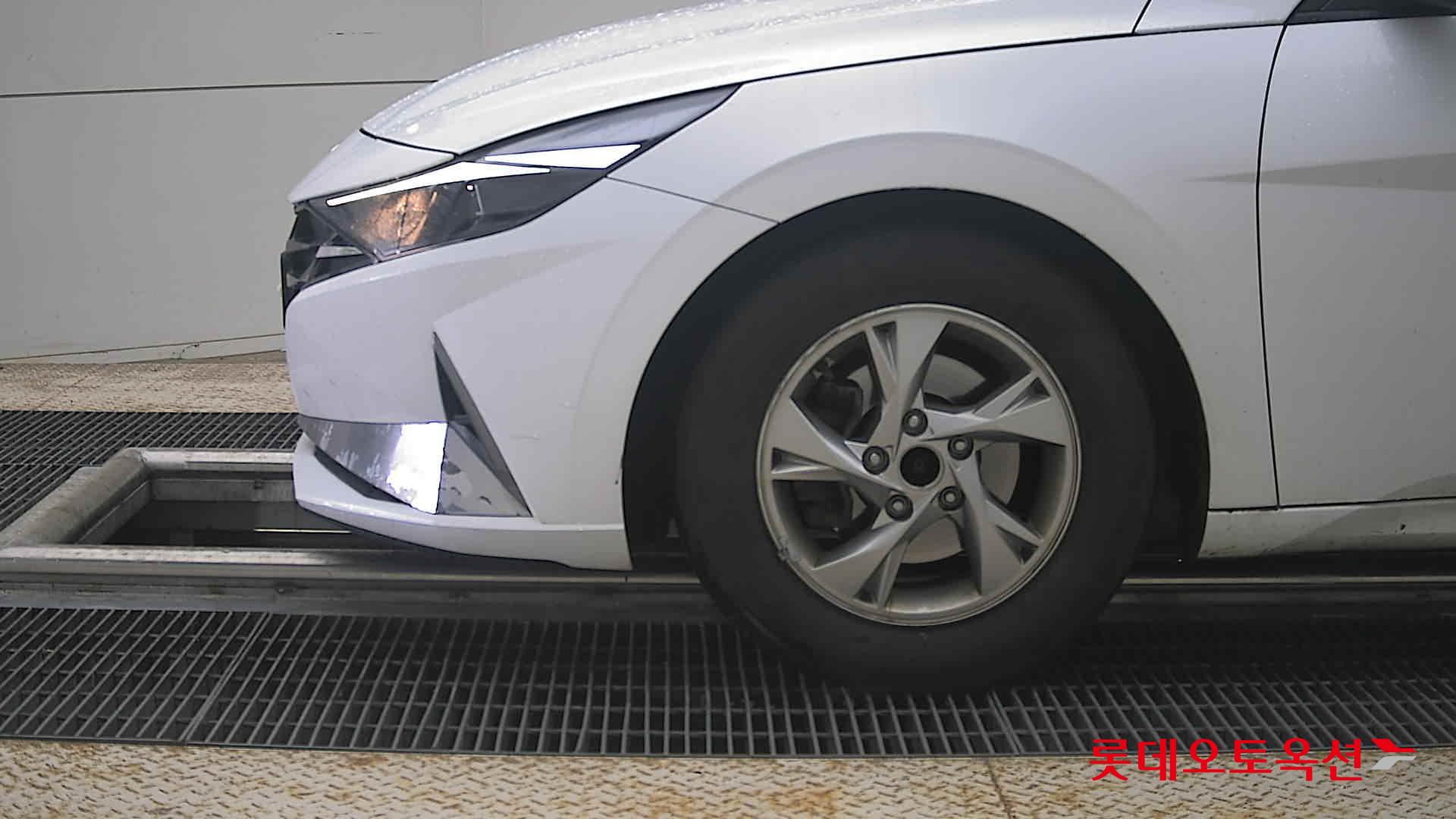 2021 - hyundai avante