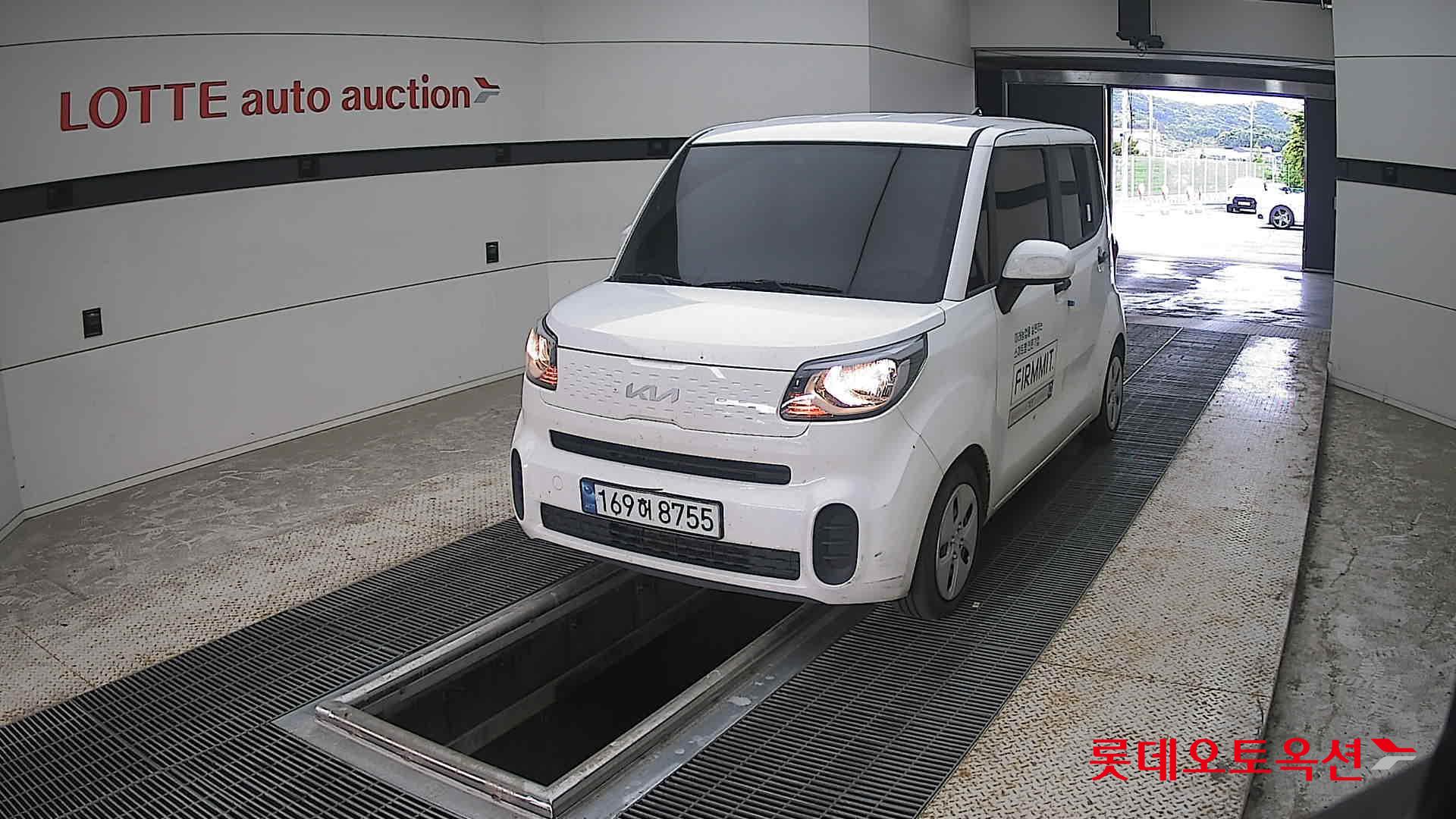 2022 - kia ray