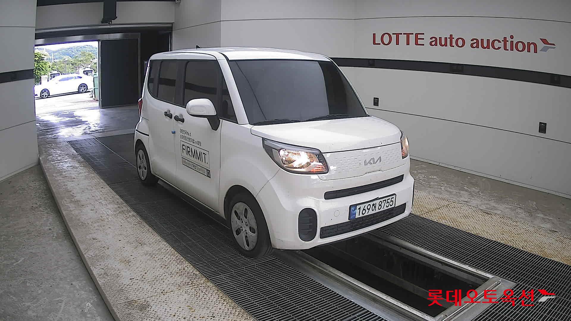 2022 - kia ray