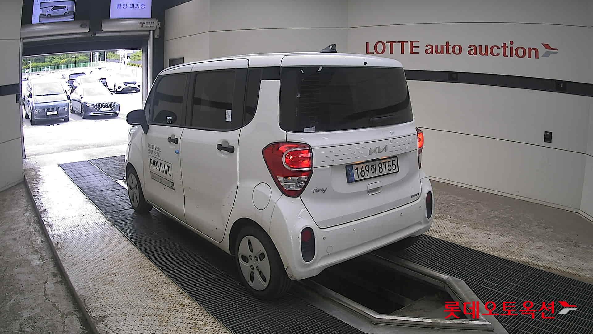 2022 - kia ray