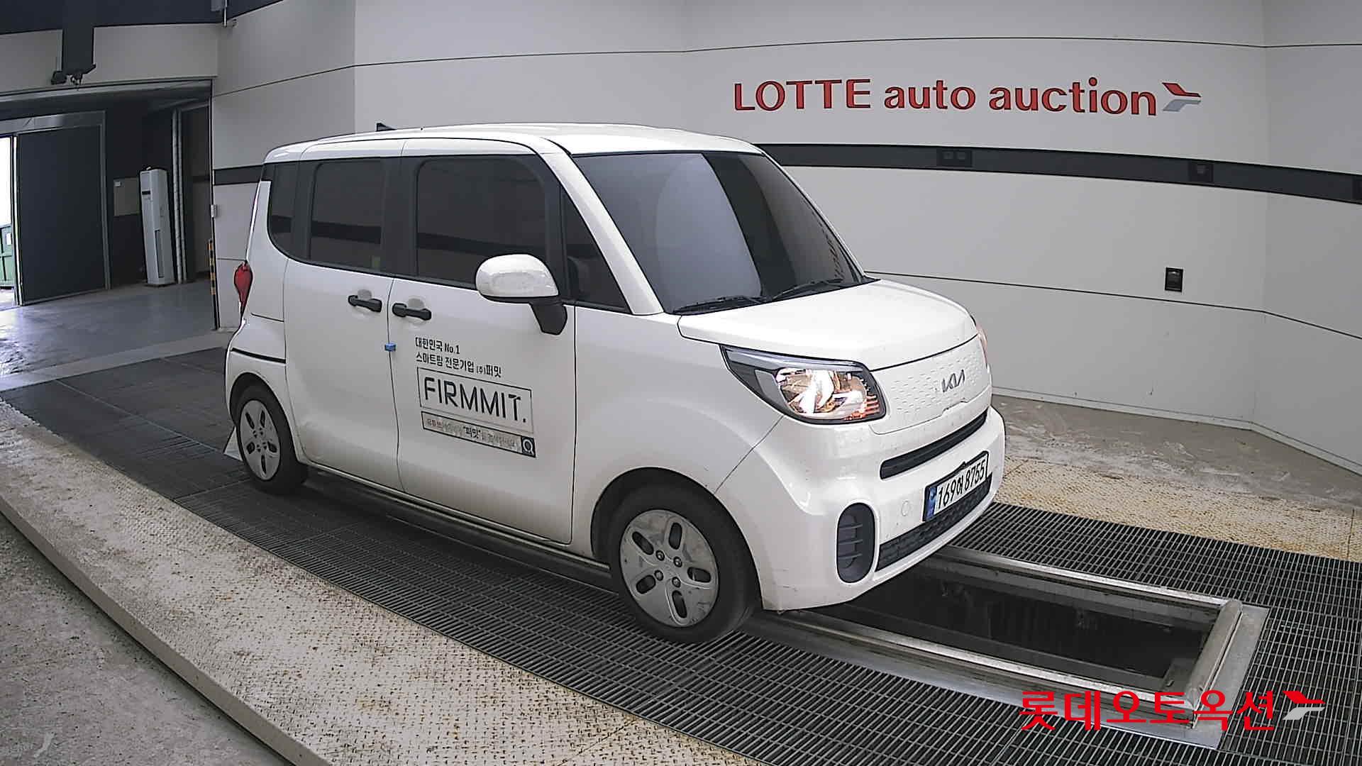 2022 - kia ray