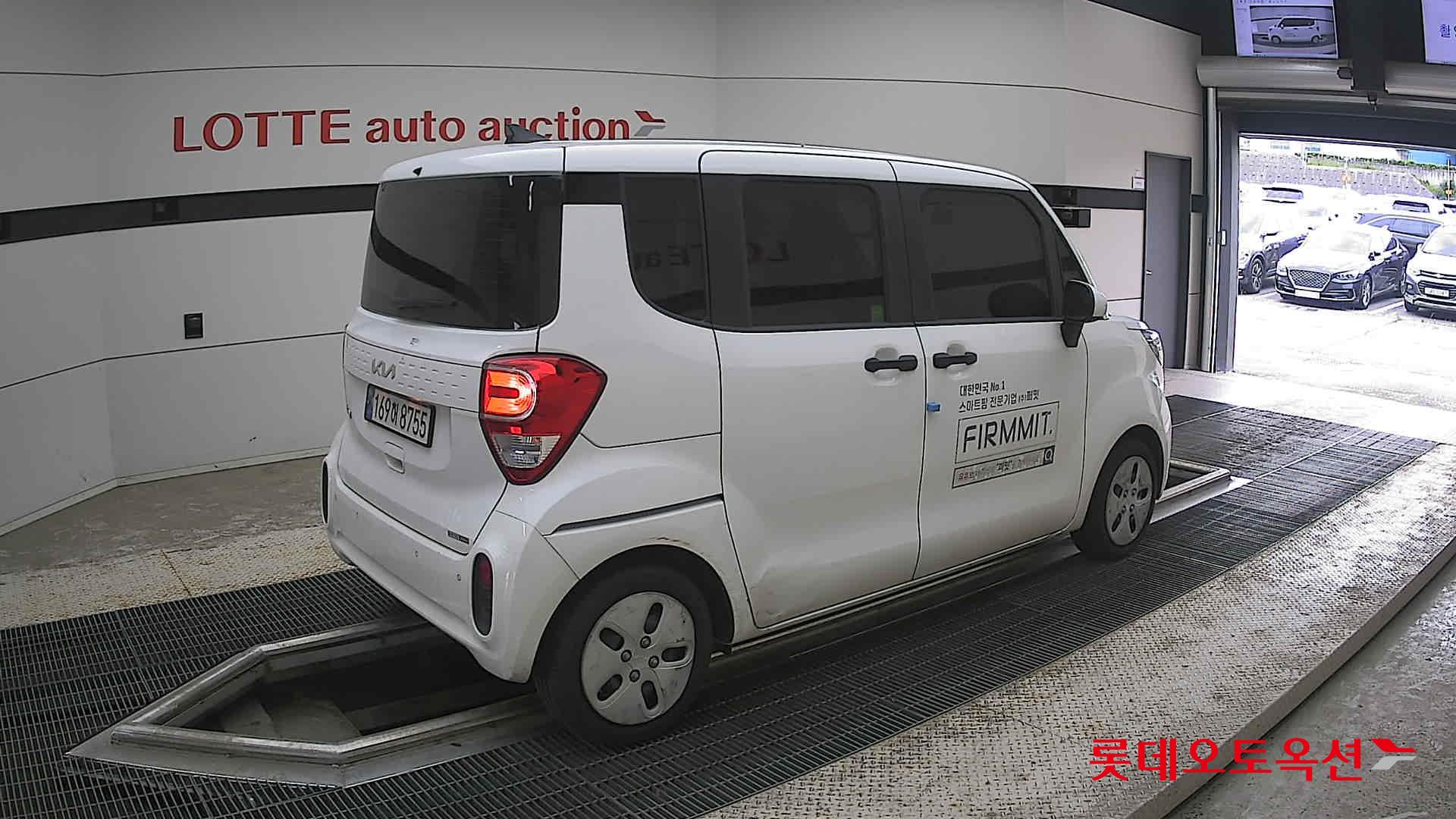 2022 - kia ray