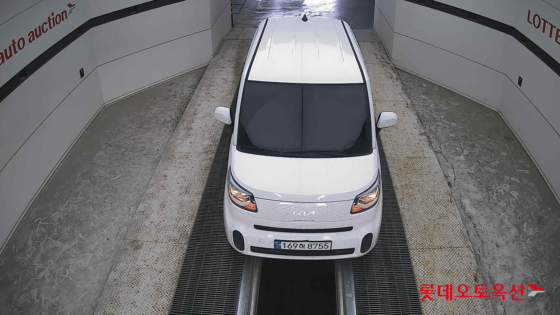 2022 - kia ray