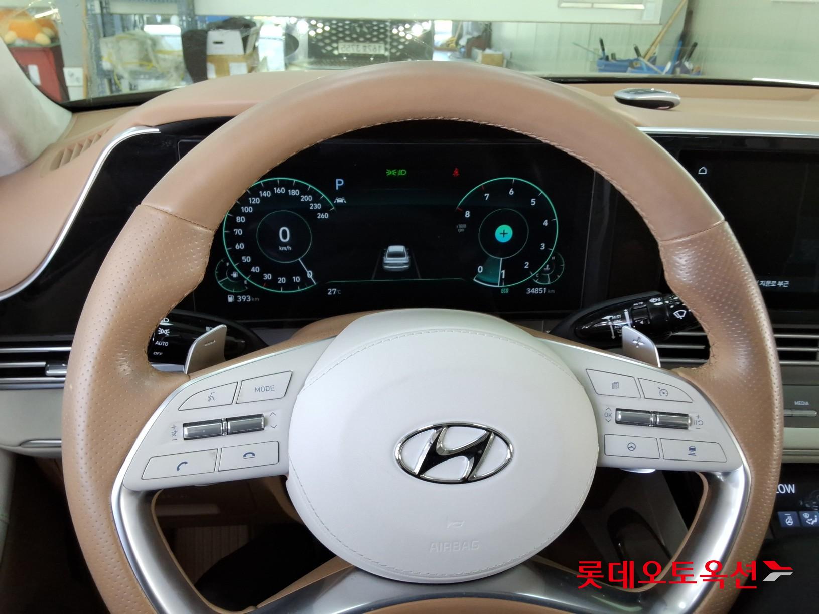 Hyundai Grandeur - 30