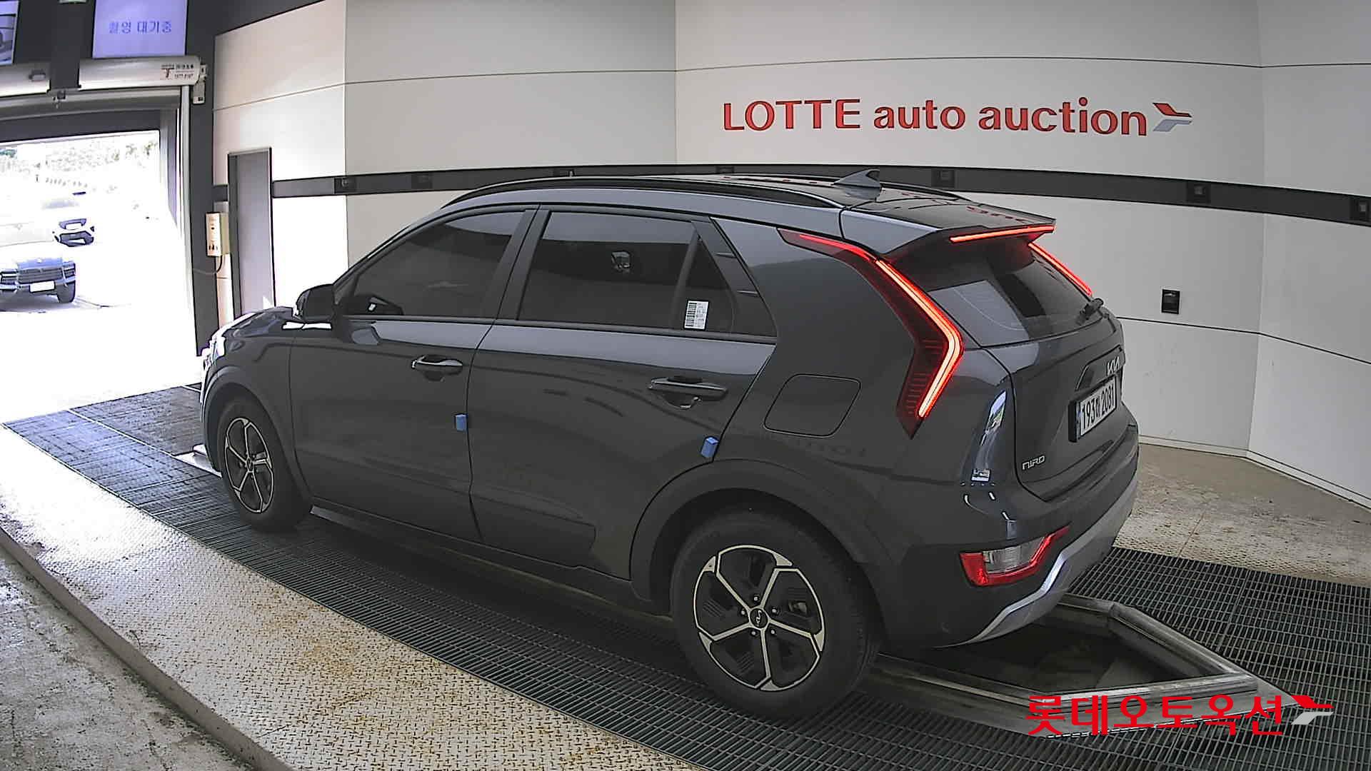 Kia Niro - 15
