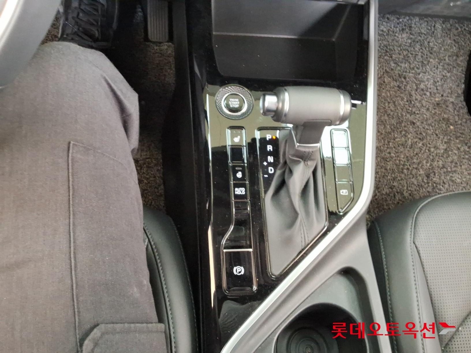 Kia Niro - 34