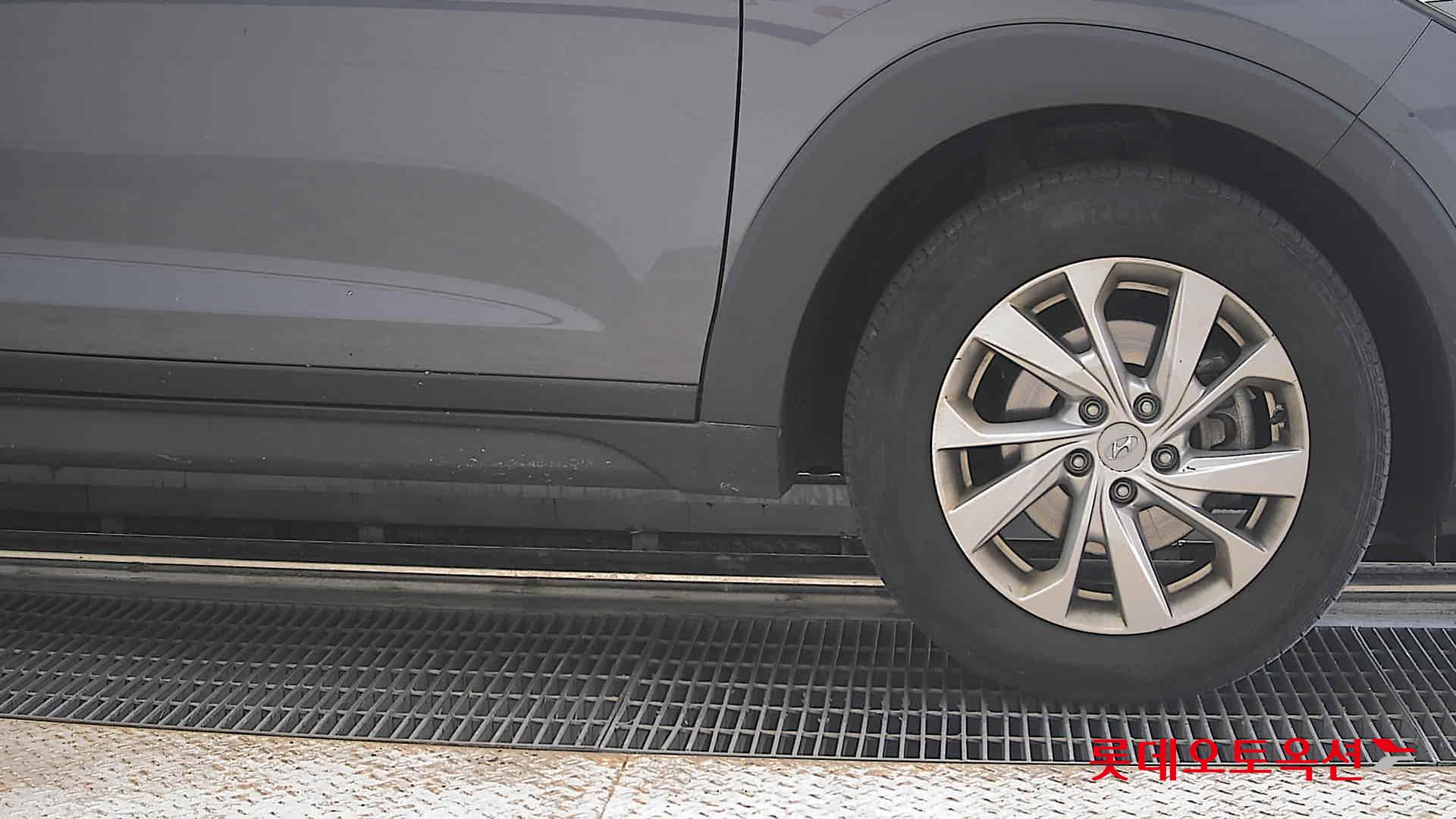 Hyundai Tucson - 27