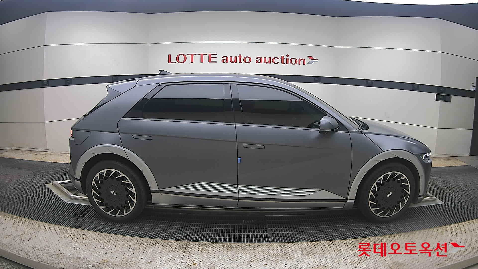 2022 - hyundai ioniq