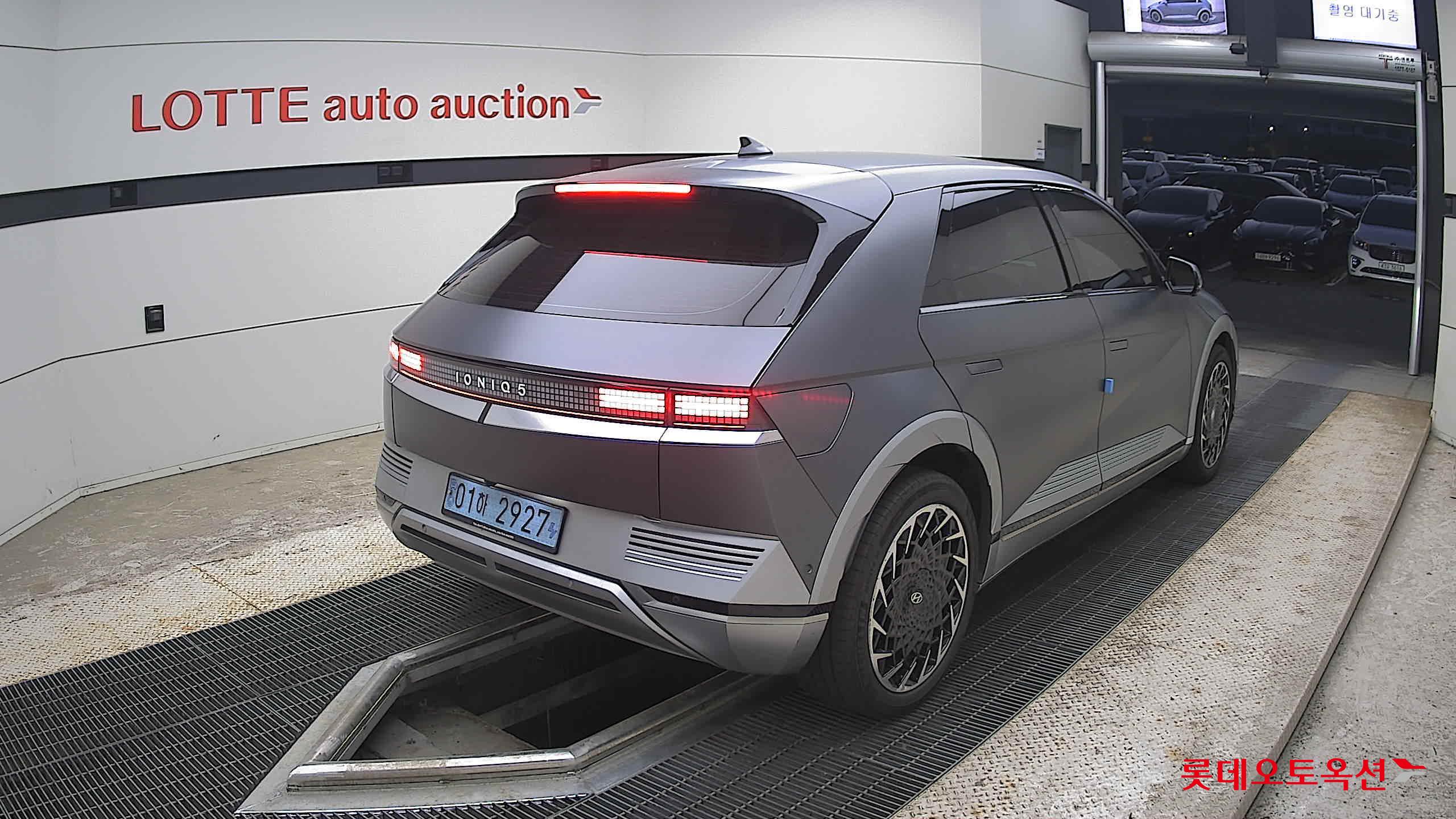 2022 - hyundai ioniq