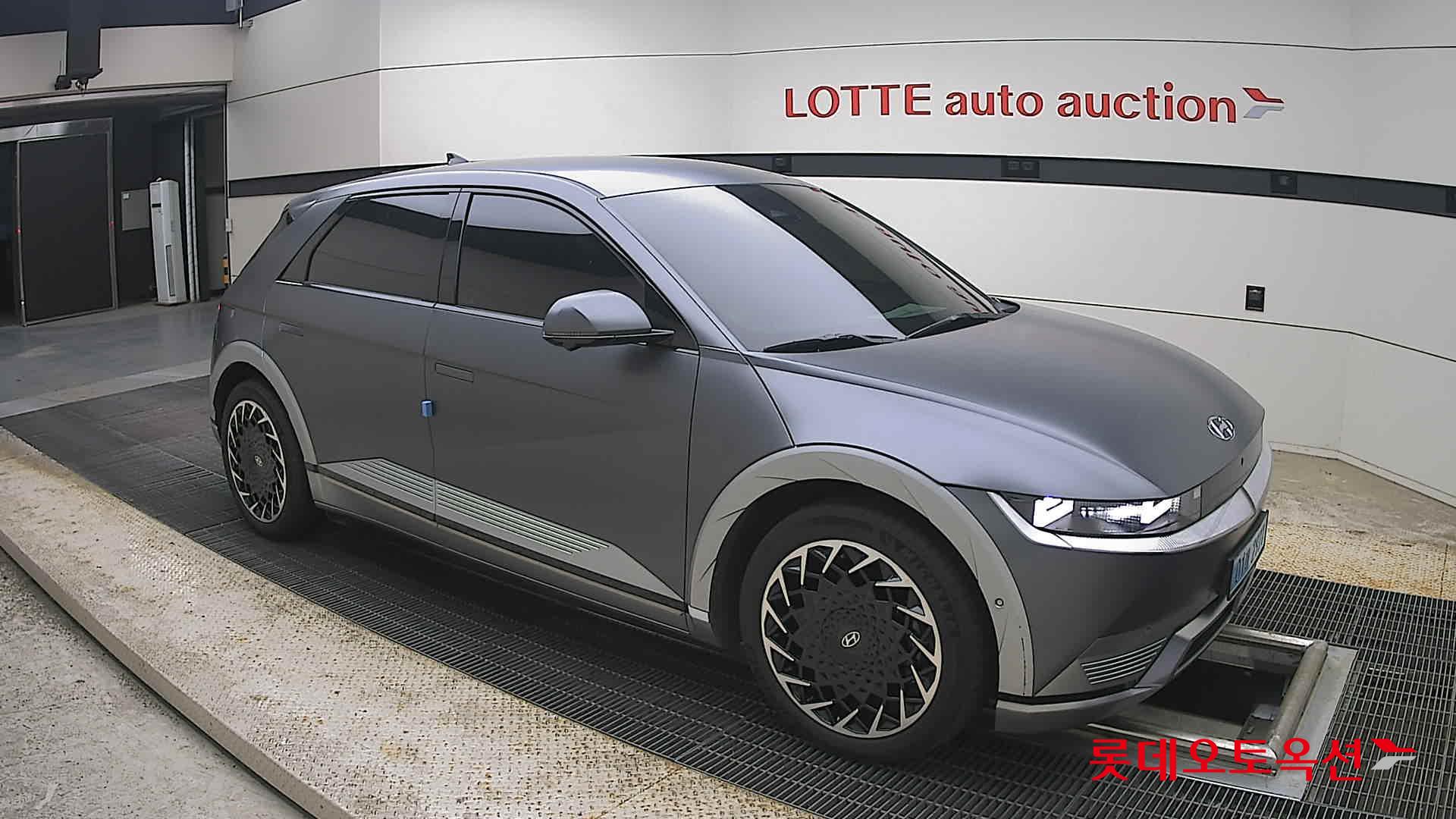 2022 - hyundai ioniq