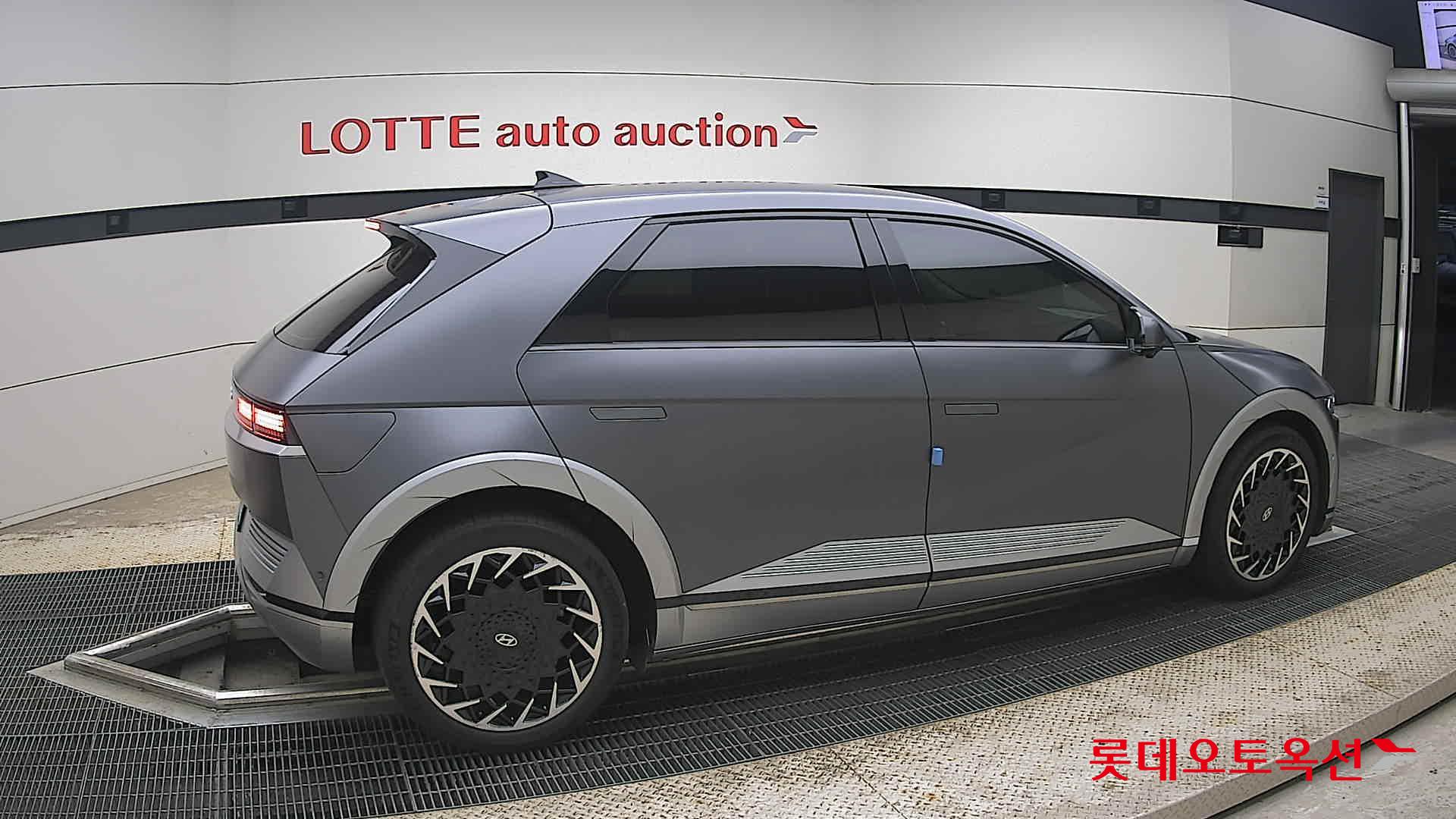 2022 - hyundai ioniq