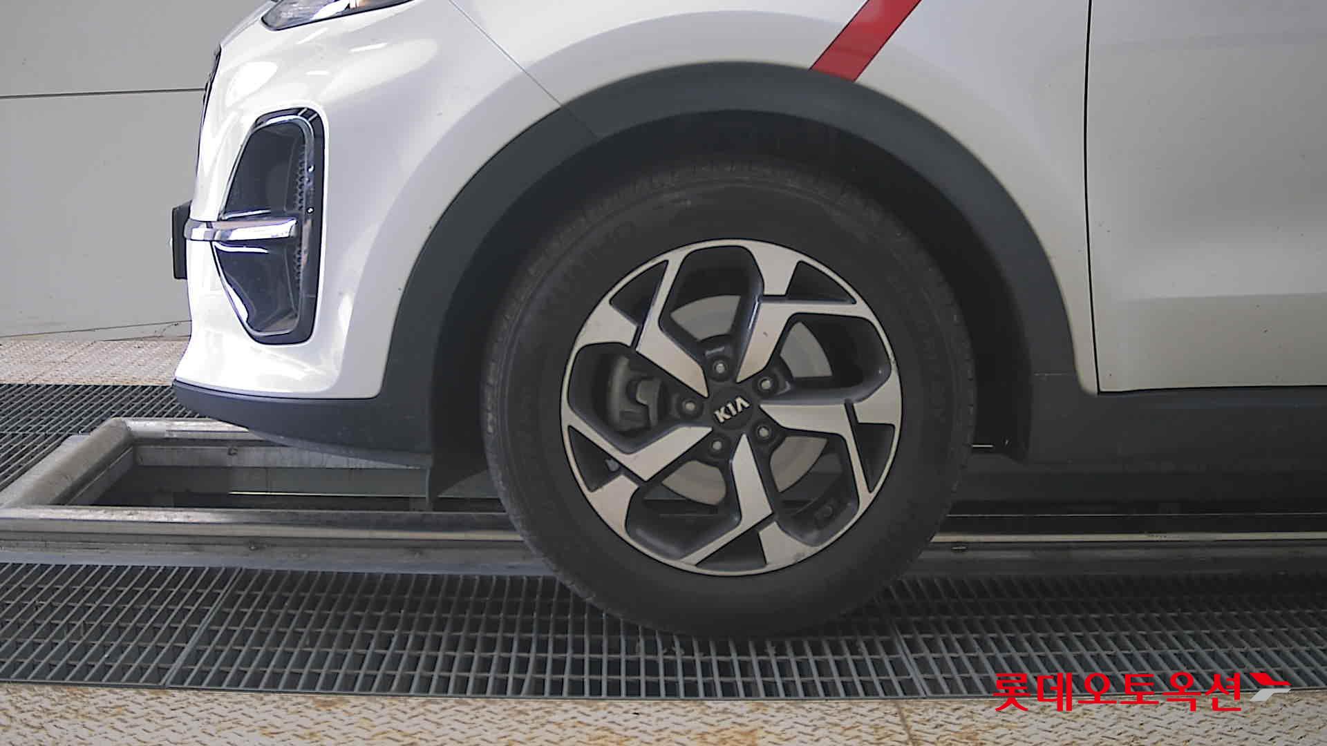 Kia Sportage - 25